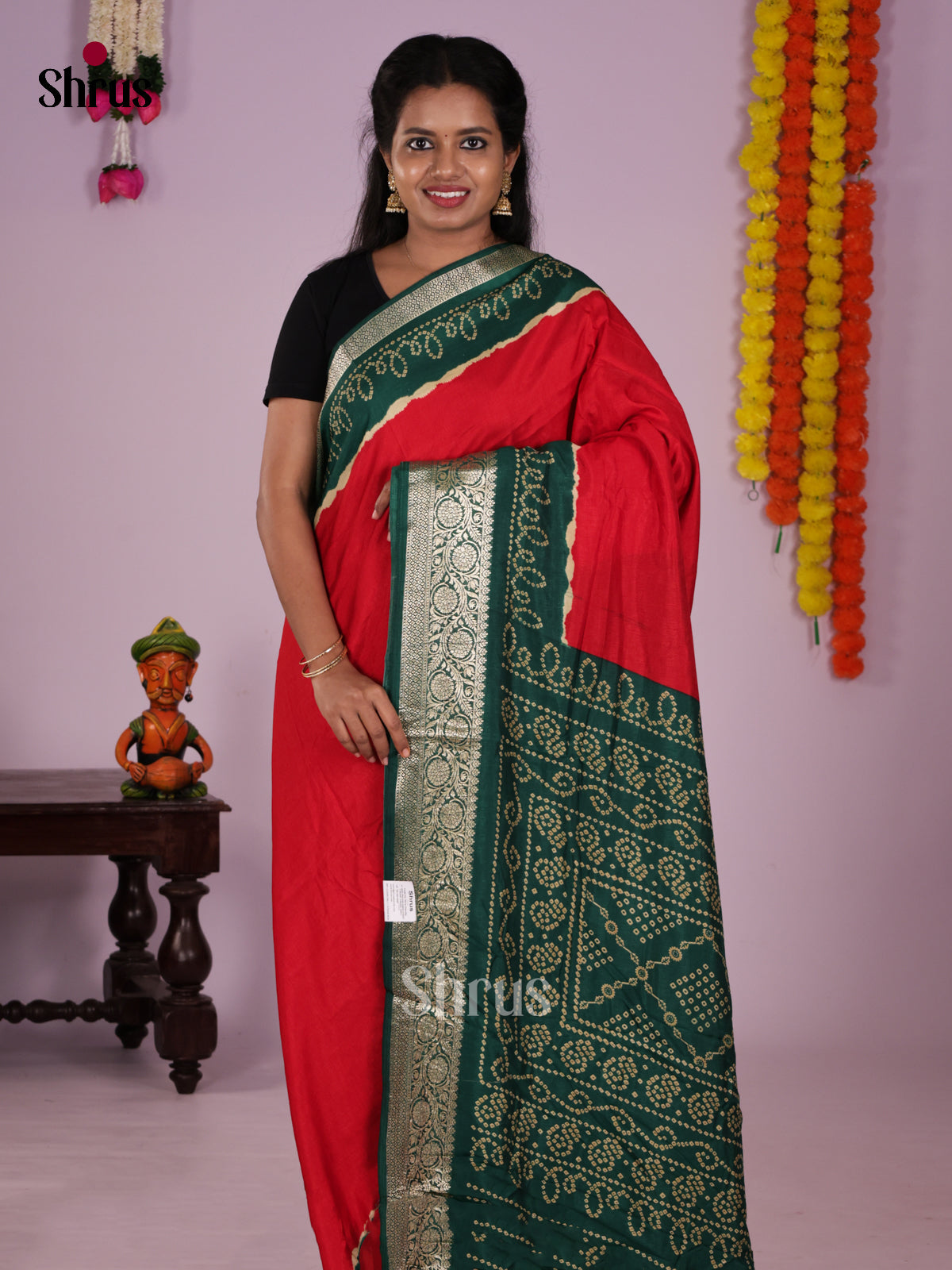 Red & Green - Bandhini Saree