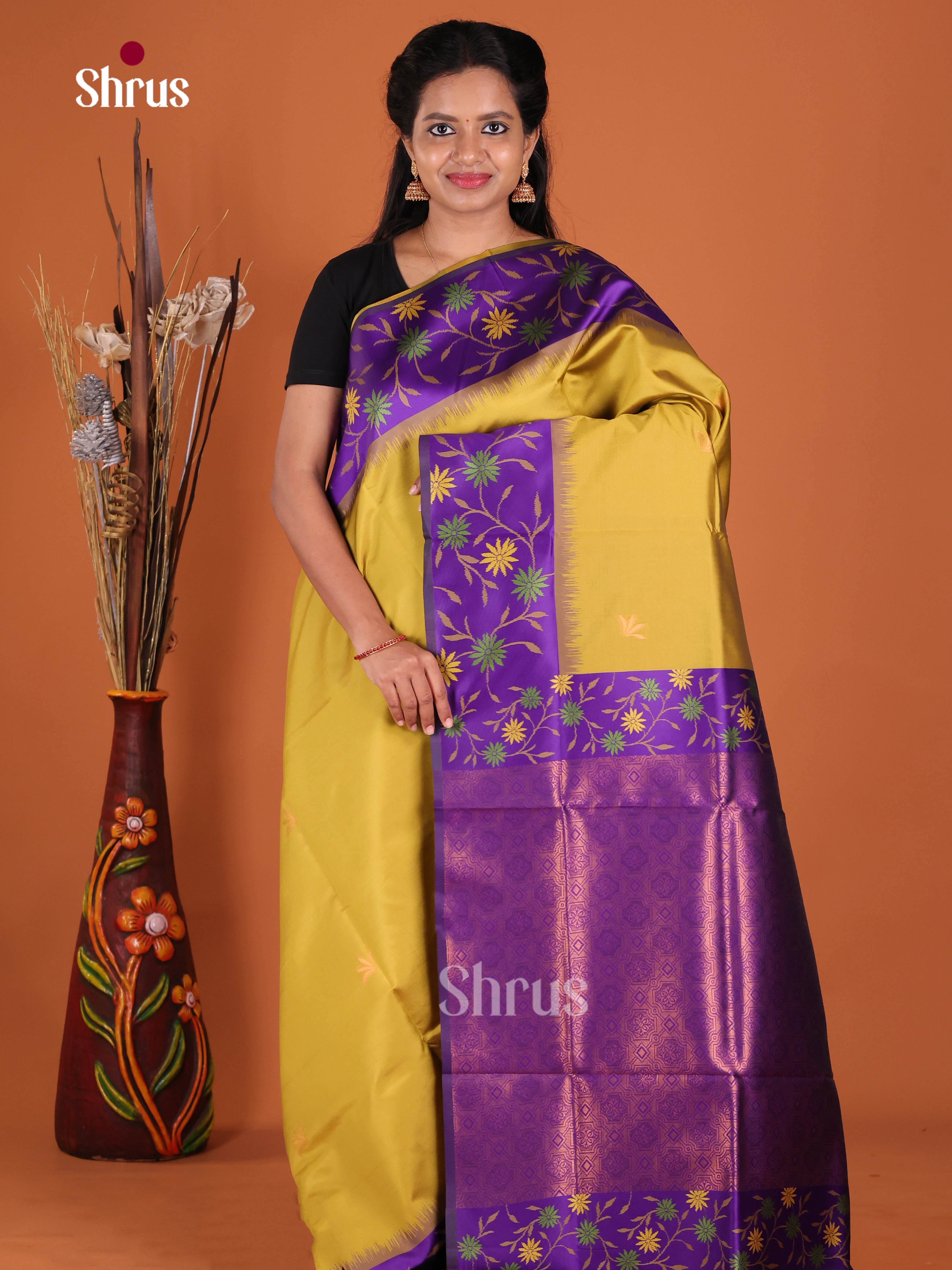 DJS17129 - Semi Softsilk Saree - Shop on Shrus.com