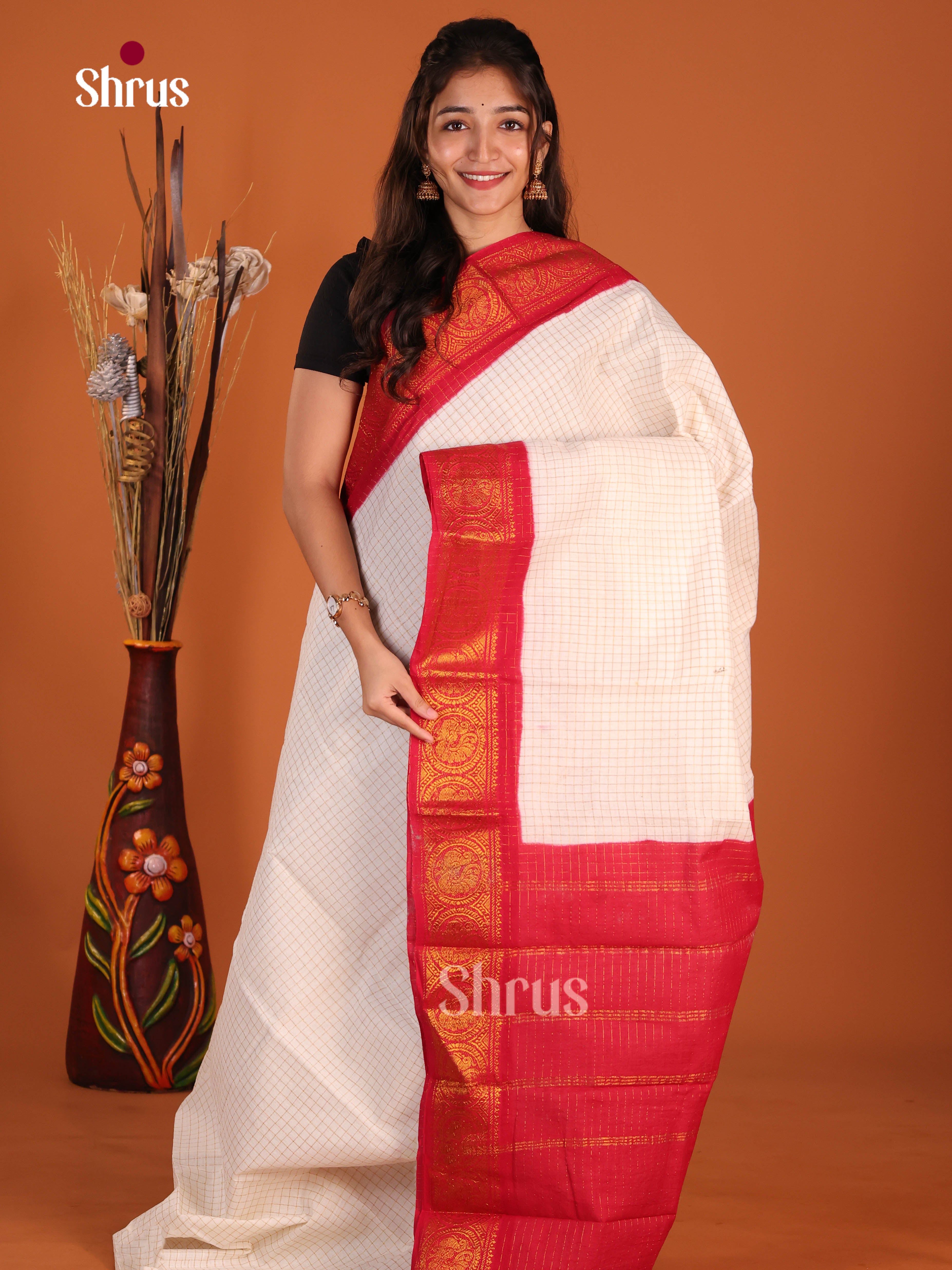 Cream & Red - Sungudi Cotton Saree