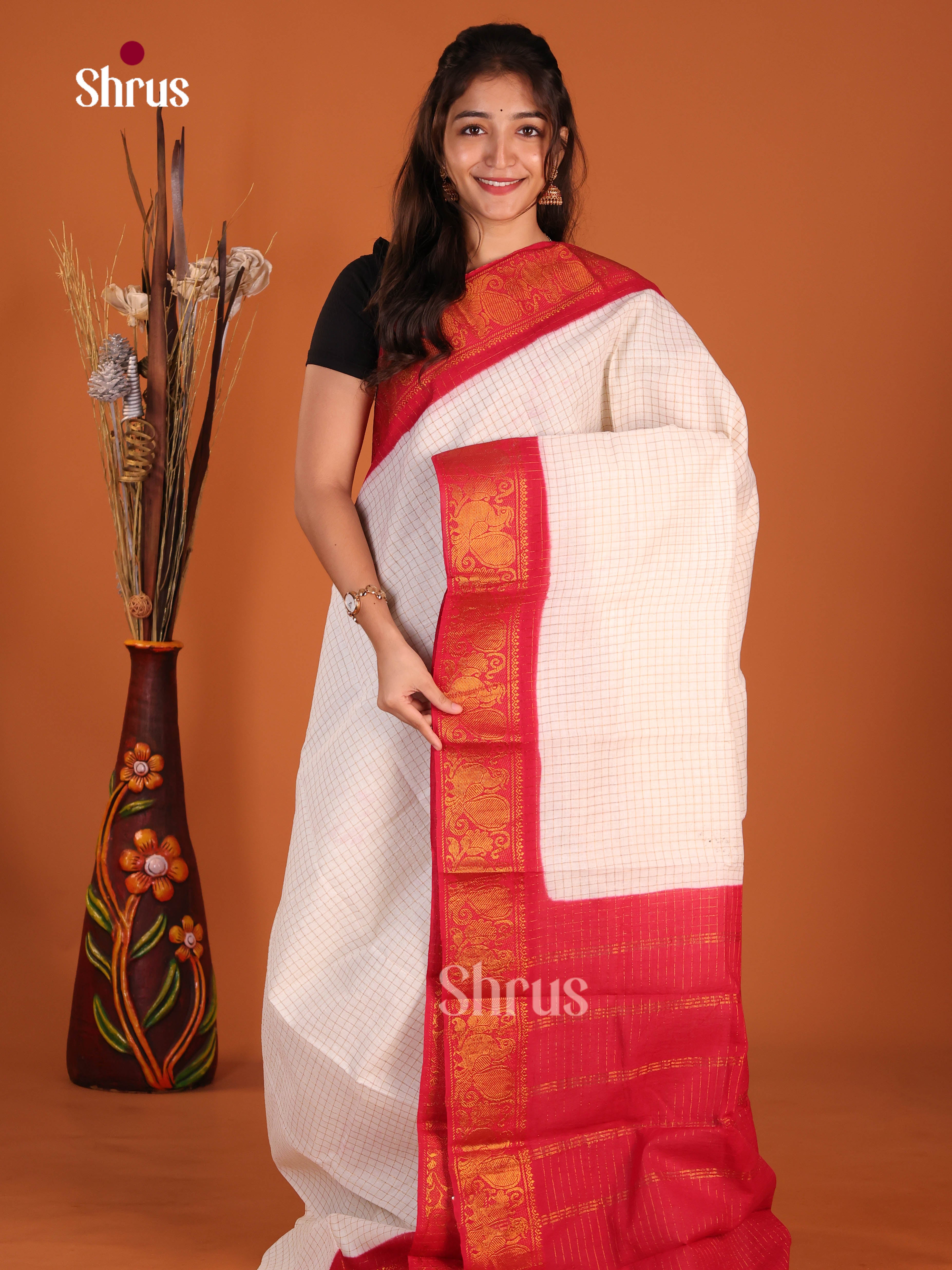 Cream & Red - Sungudi Cotton Saree