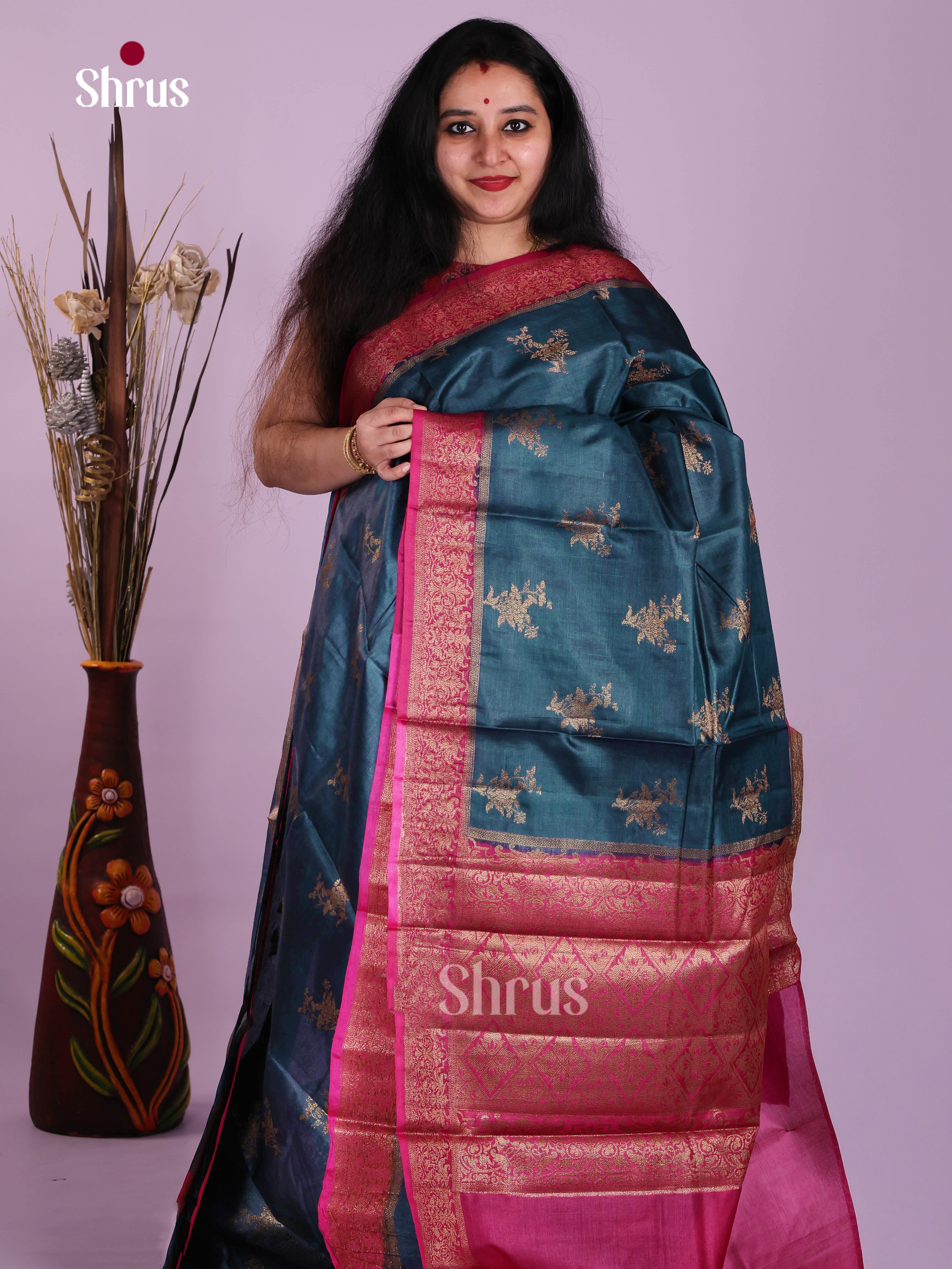 Exquisite Teal Handloom Tussar Saree With Gold Motifs & Pink Zari Pallu