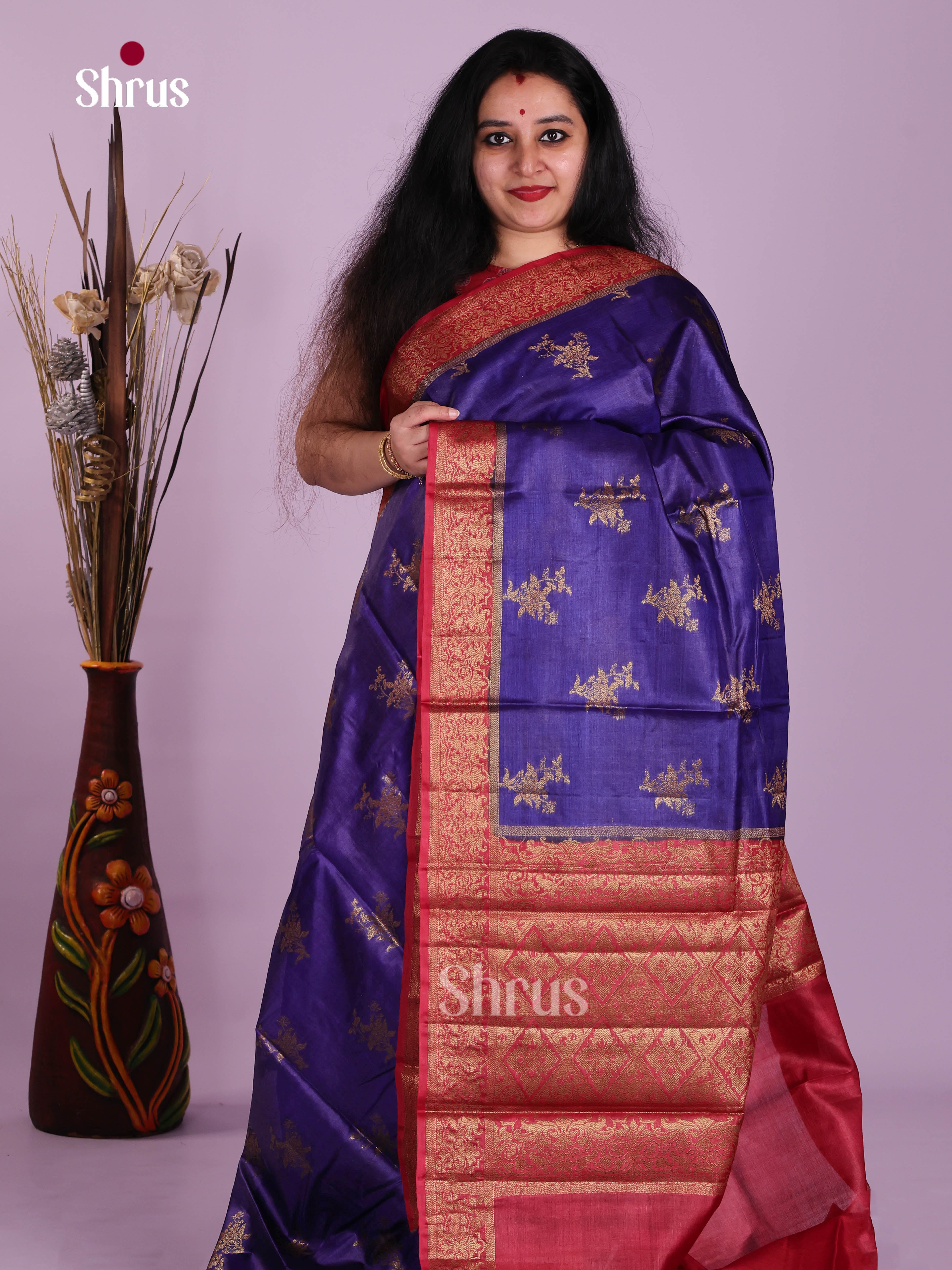 Regal Blue Handloom Tussar Saree With Floral Motifs & Red Zari Pallu