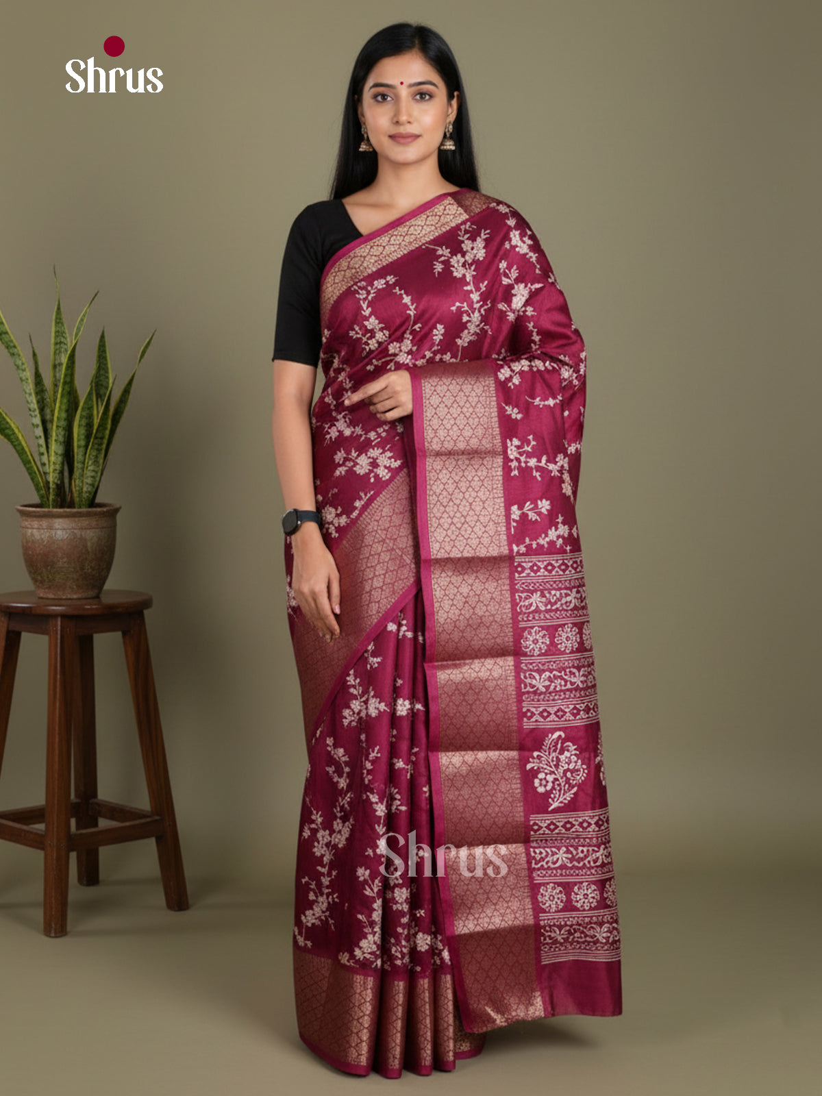 DJS24136 - Semi Crepe Saree - Shop on Shrus.com