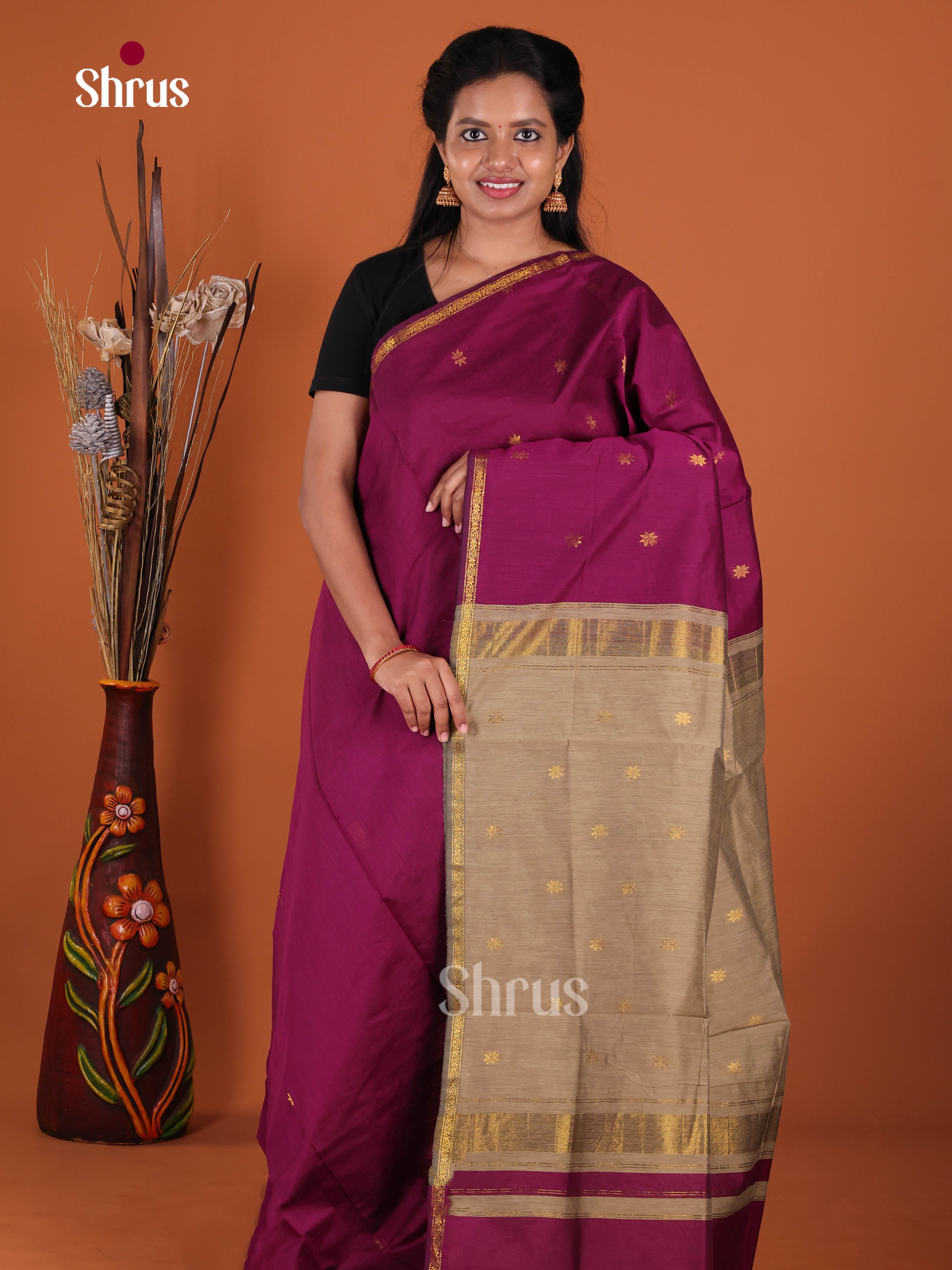 DJS24312 - Semi Maheshwari Saree - Shop on Shrus.com