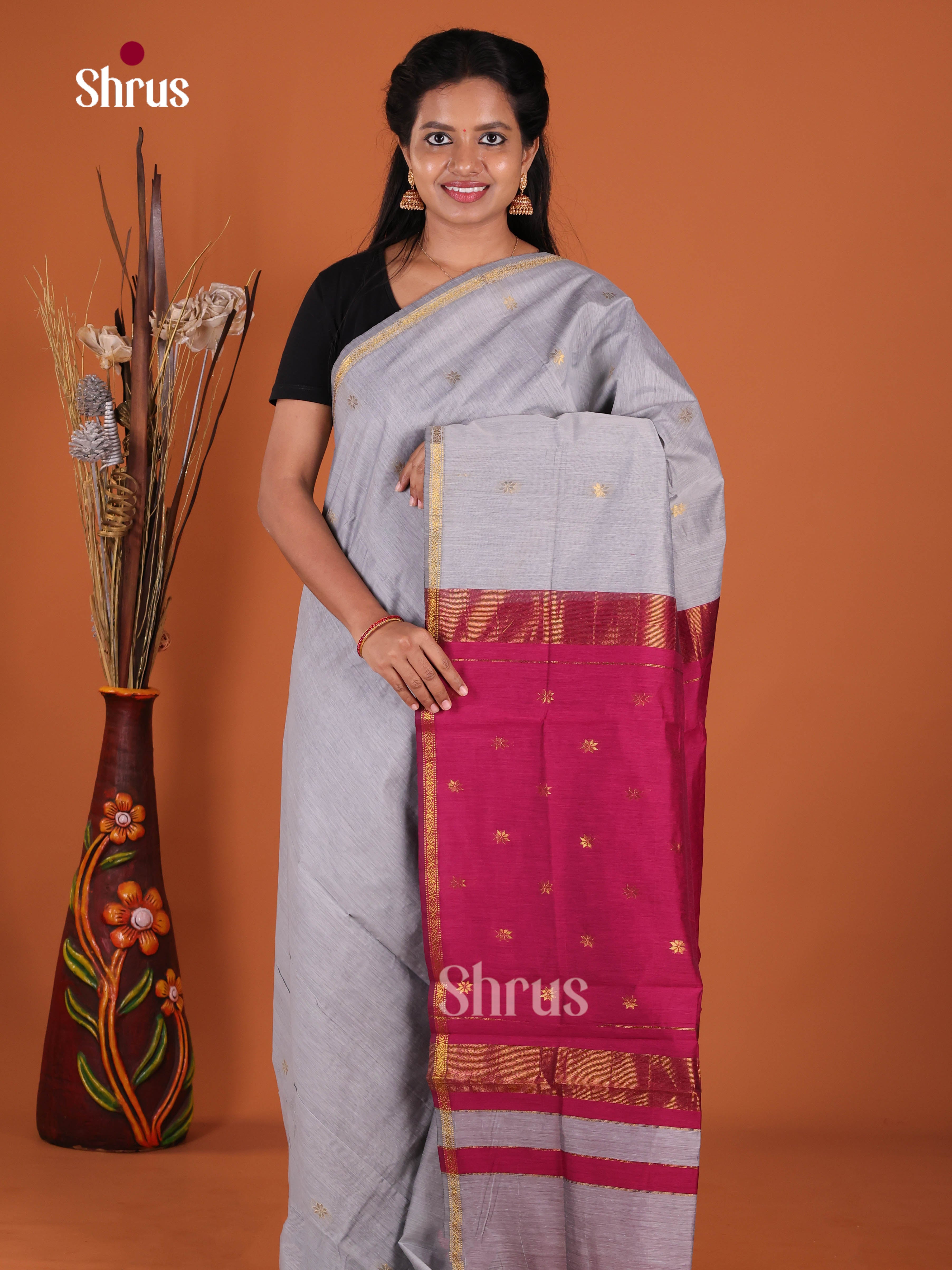 DJS24320 - Semi Maheshwari Saree - Shop on Shrus.com