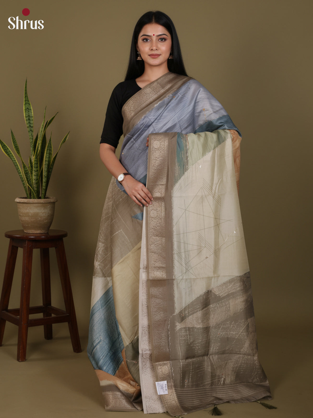 DJS25203 - Printed Semi Tussar Saree - Shop on Shrus.com
