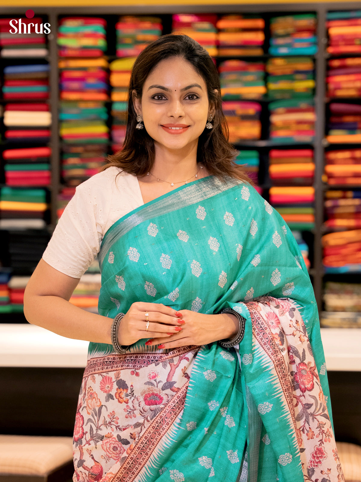 Green & Cream - Semi Dola silk Saree