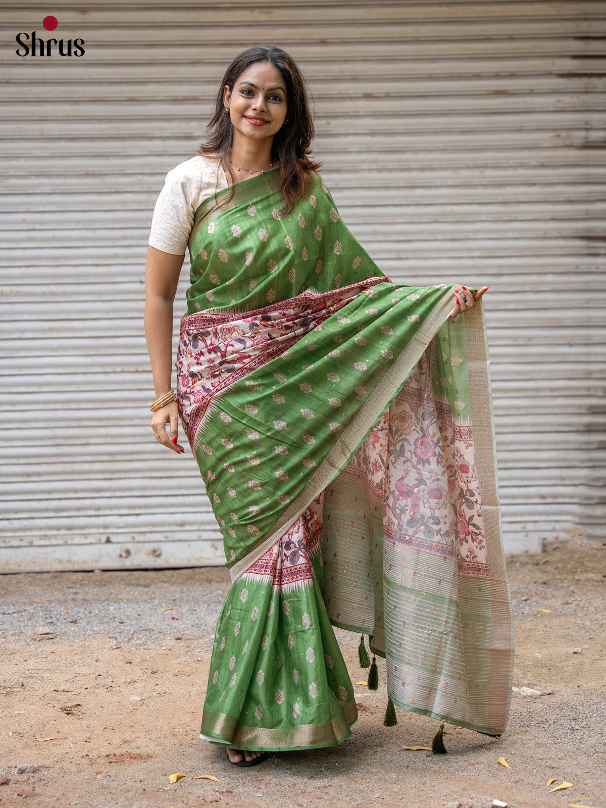 Light Green & Cream - Semi Dola silk Saree
