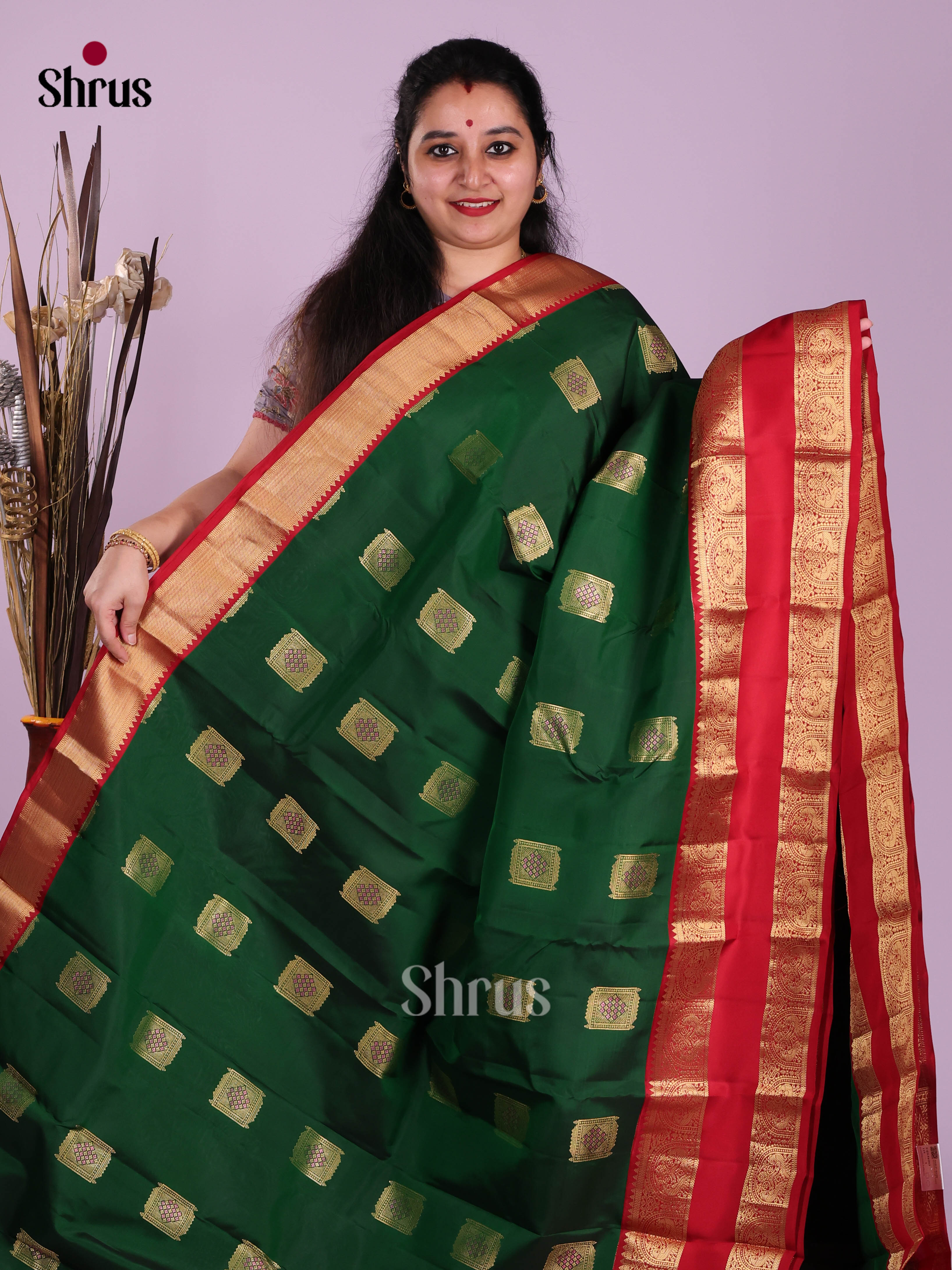 Green & Red - Kanchipuram-halfpure Saree