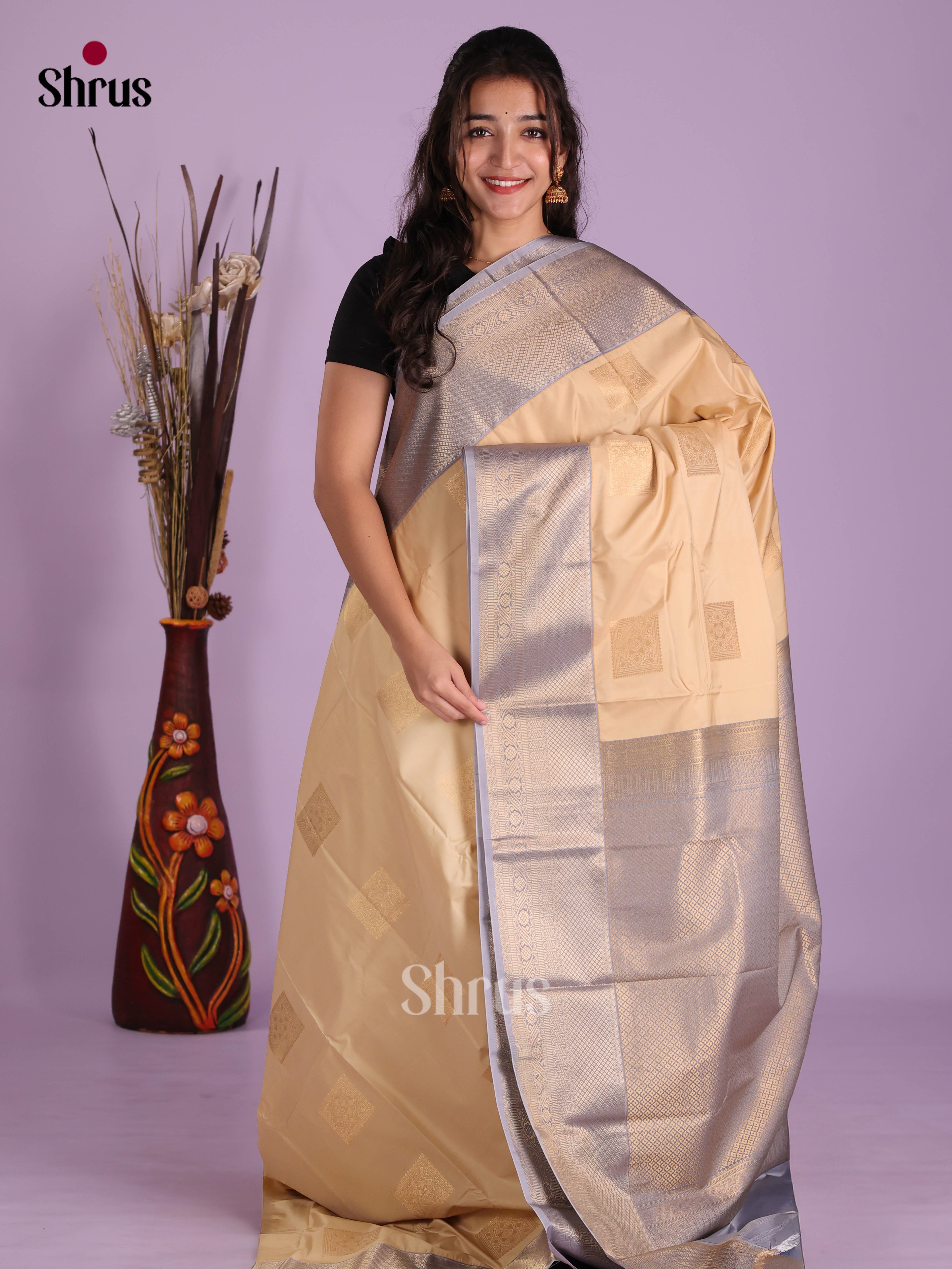DKS03140 - Semi Kanchipuram Saree - Shop on Shrus.com