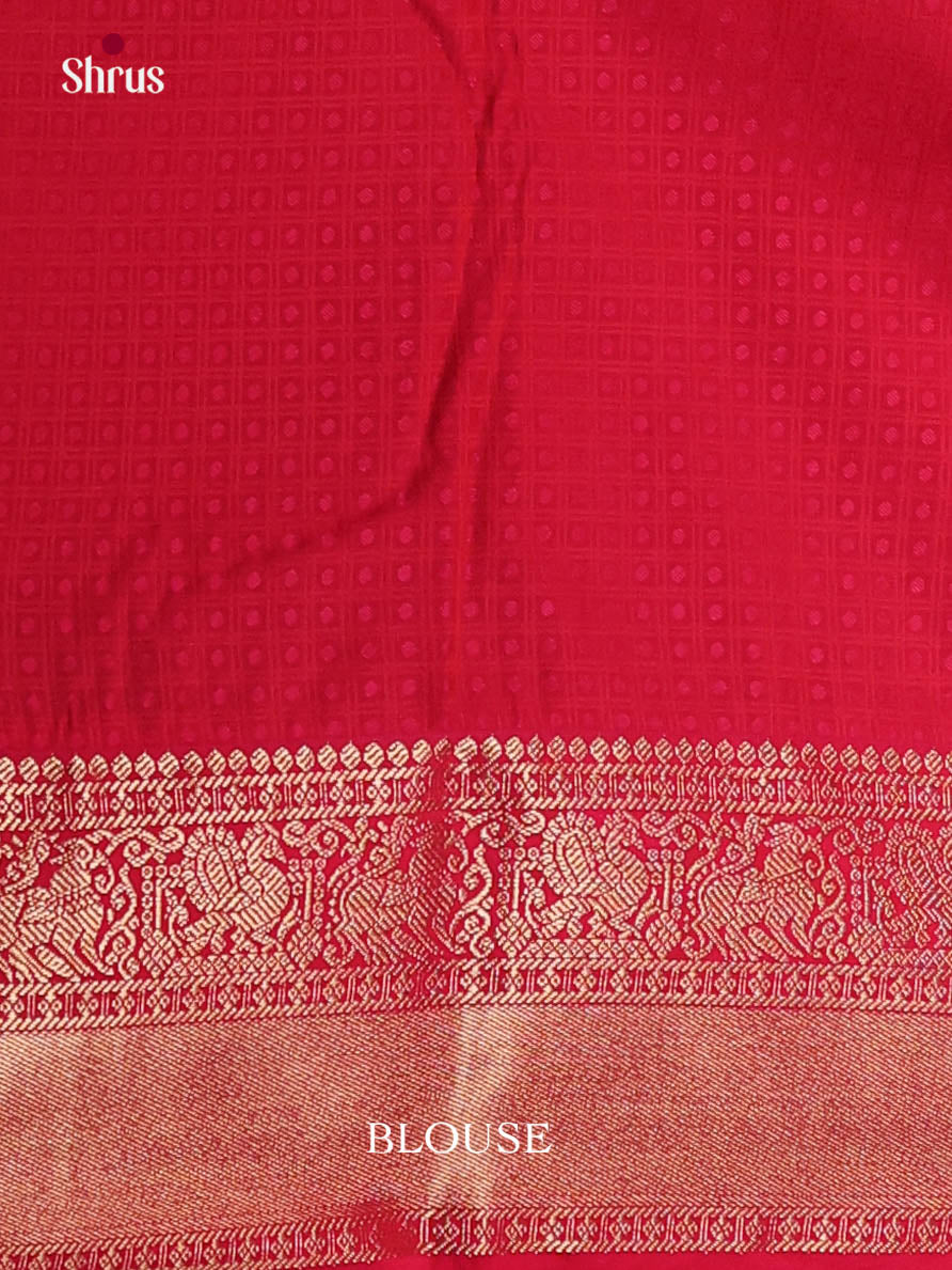 Dark Green & Red - Semi Kanchipuram Saree