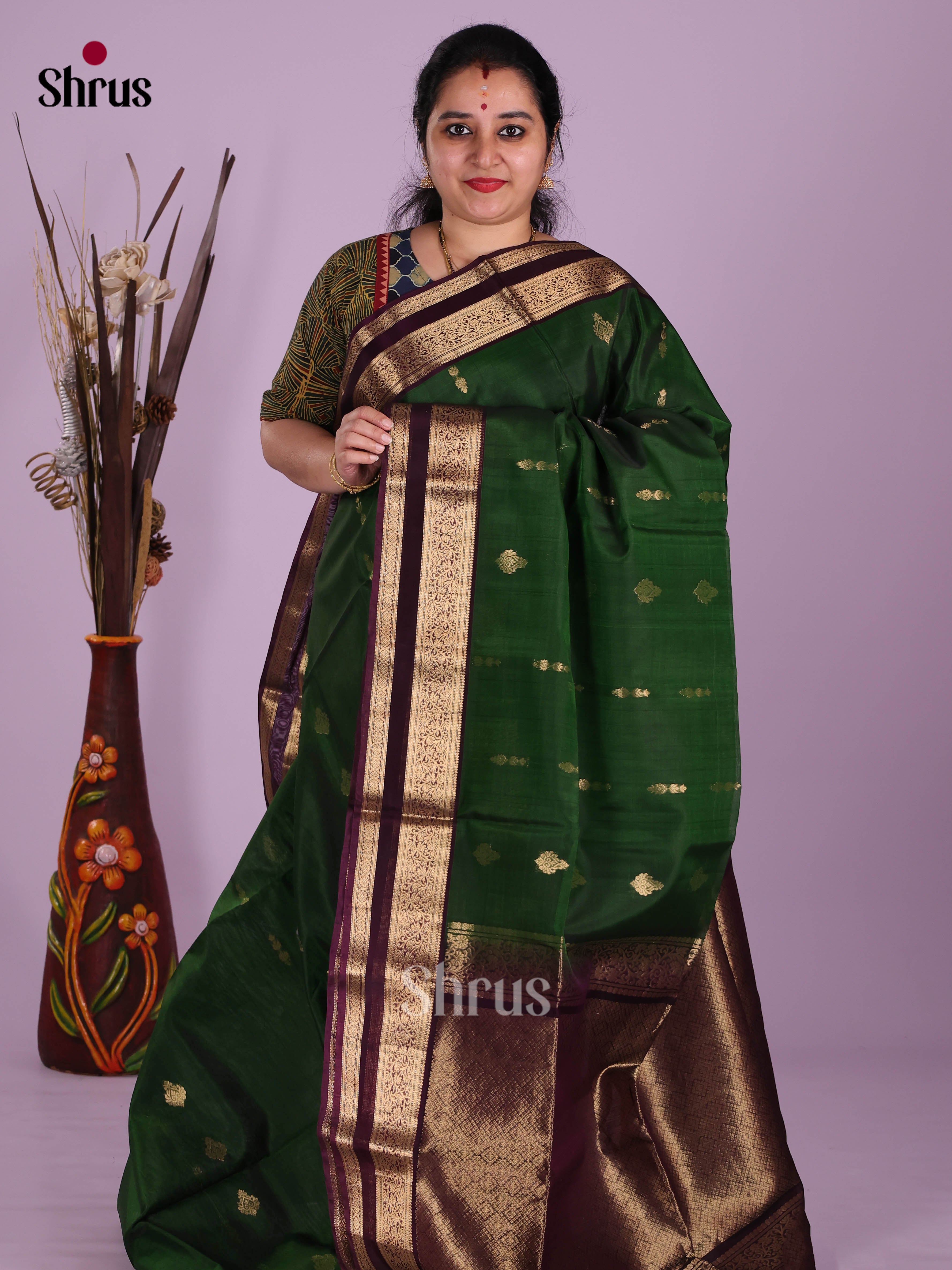 Green & Maroon - Timeless Silk Cotton Saree
