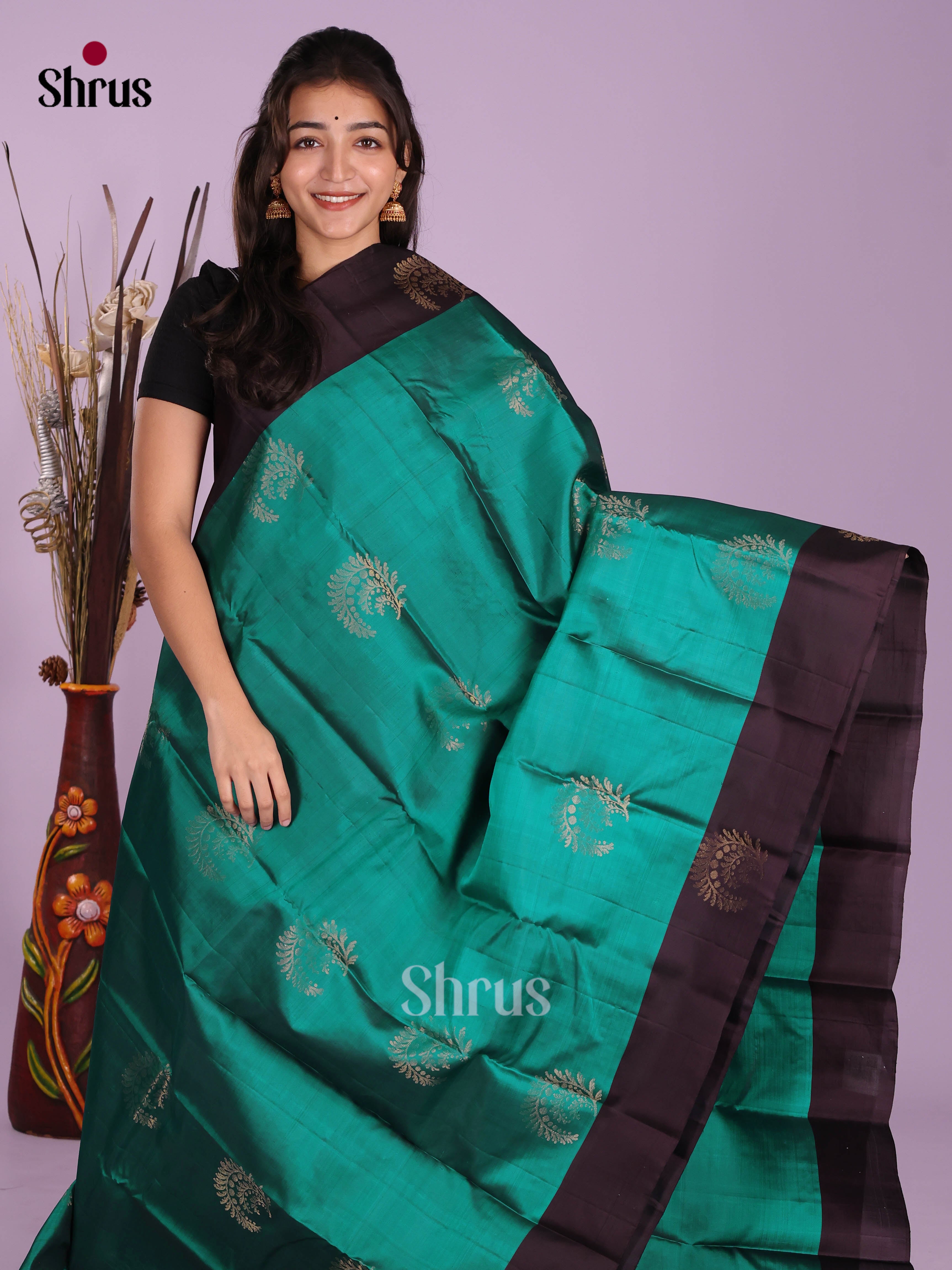 Green & Black - Softsilk-halfpure Saree
