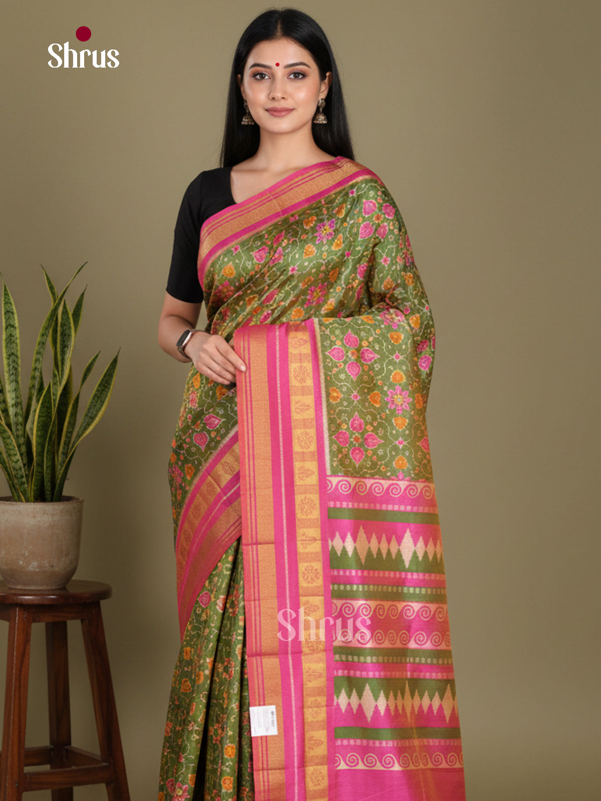 Green & Pink - Semi Patola Saree