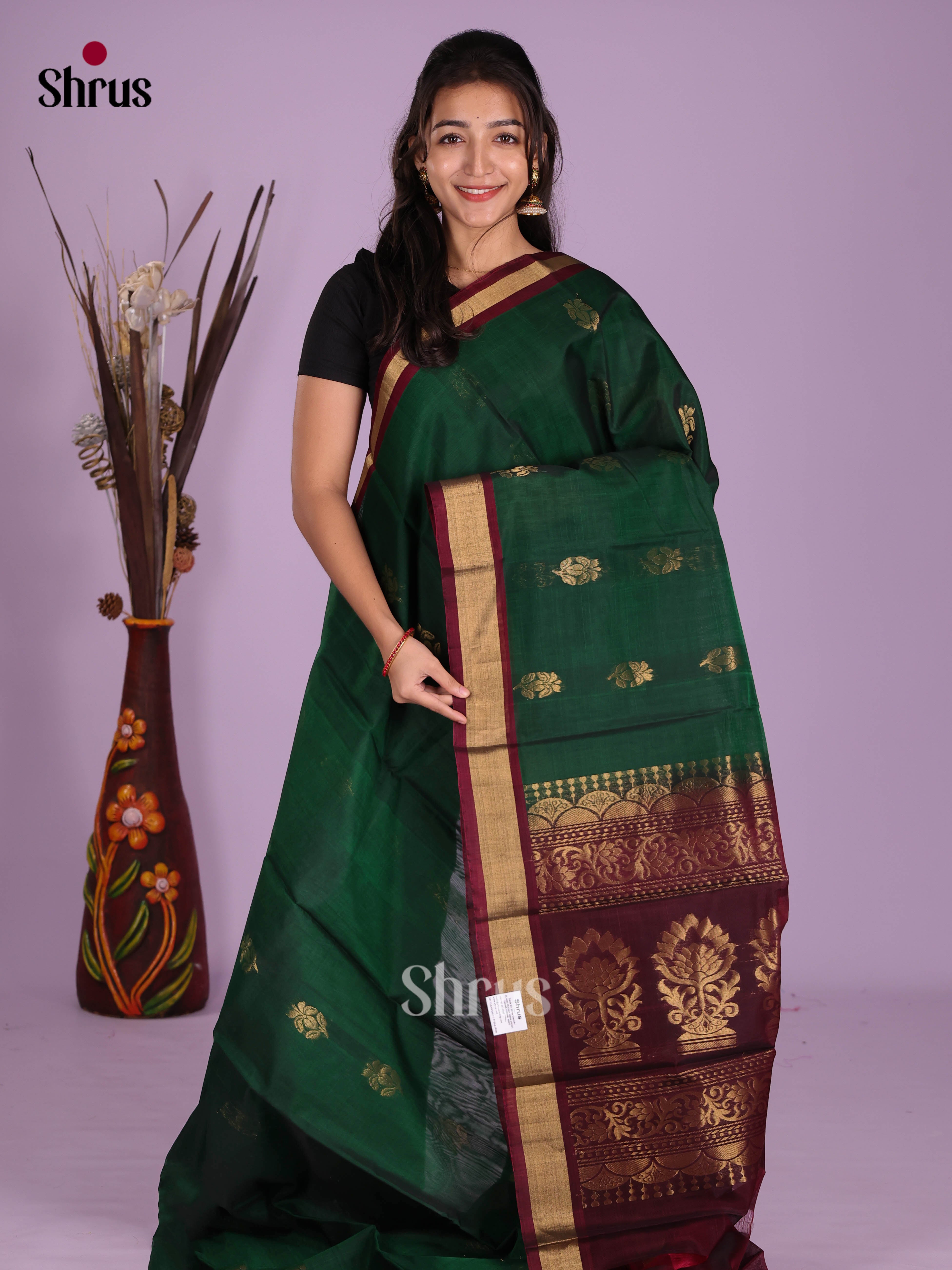 Green & Maroon- Timeless Silk Cotton Saree