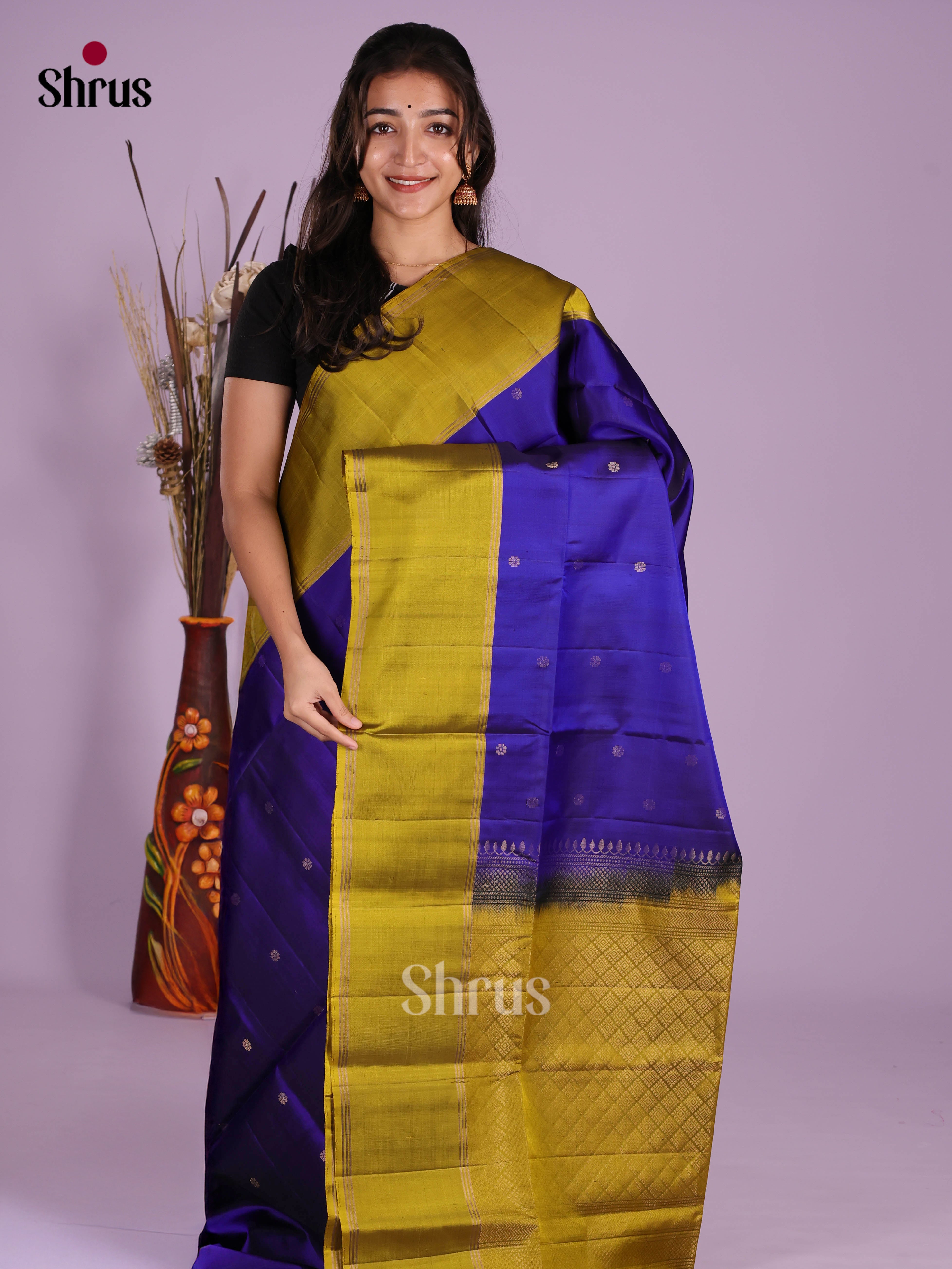 Exquisite Blue & Mehandi Green Soft Silk Saree with zari buttas & brocade pallu