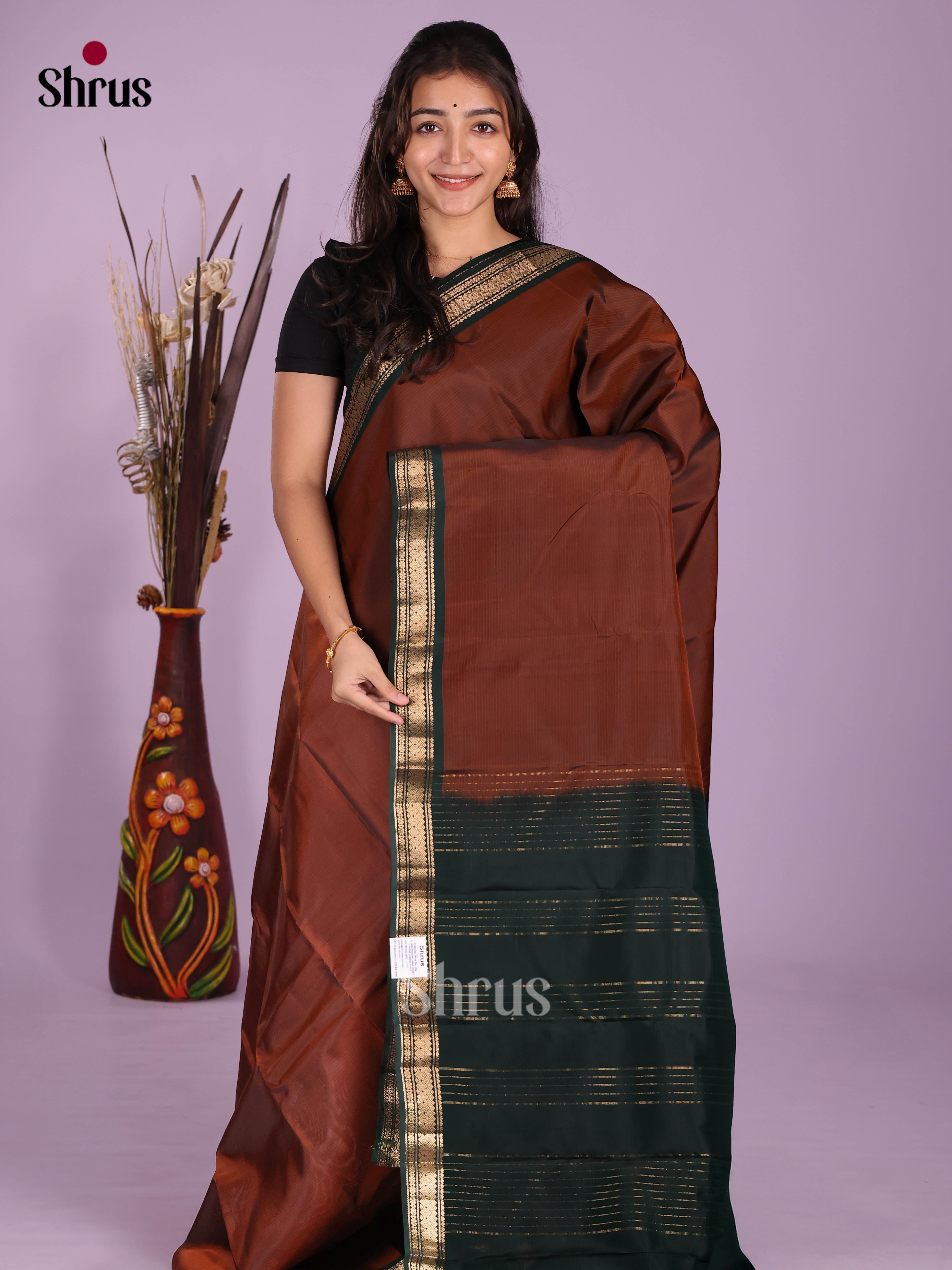Maroon & Green - Kanchipuram-halfpure Saree - Shop on Shrus.com