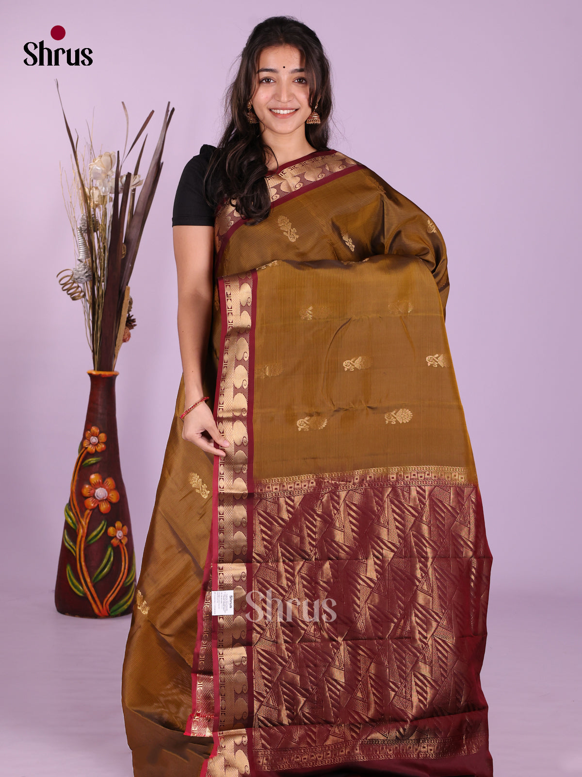 Mehandi & Maroon- Kanchipuram-halfpure Saree - Shop on Shrus.com