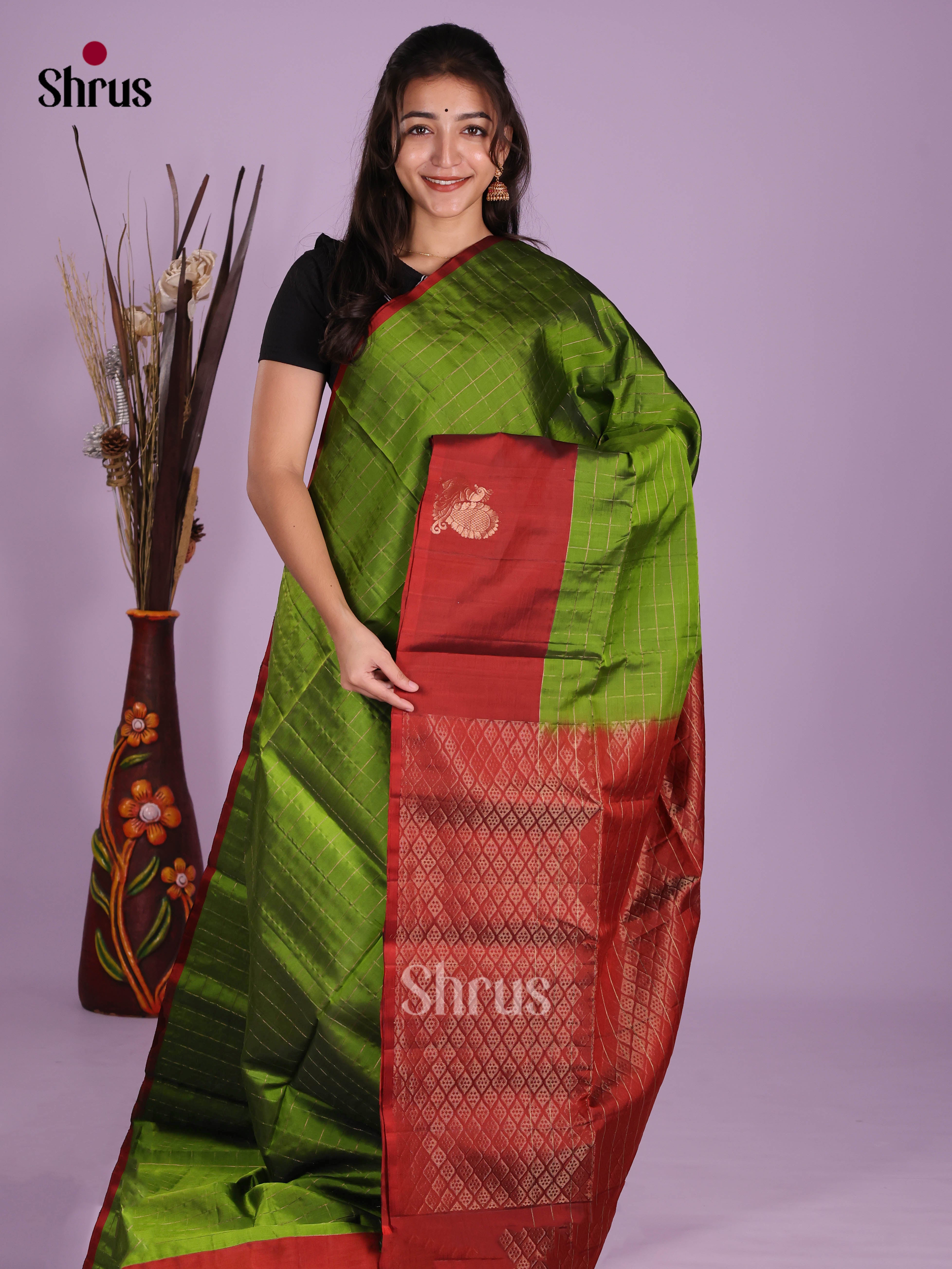 Green & Red - Softsilk-halfpure Saree