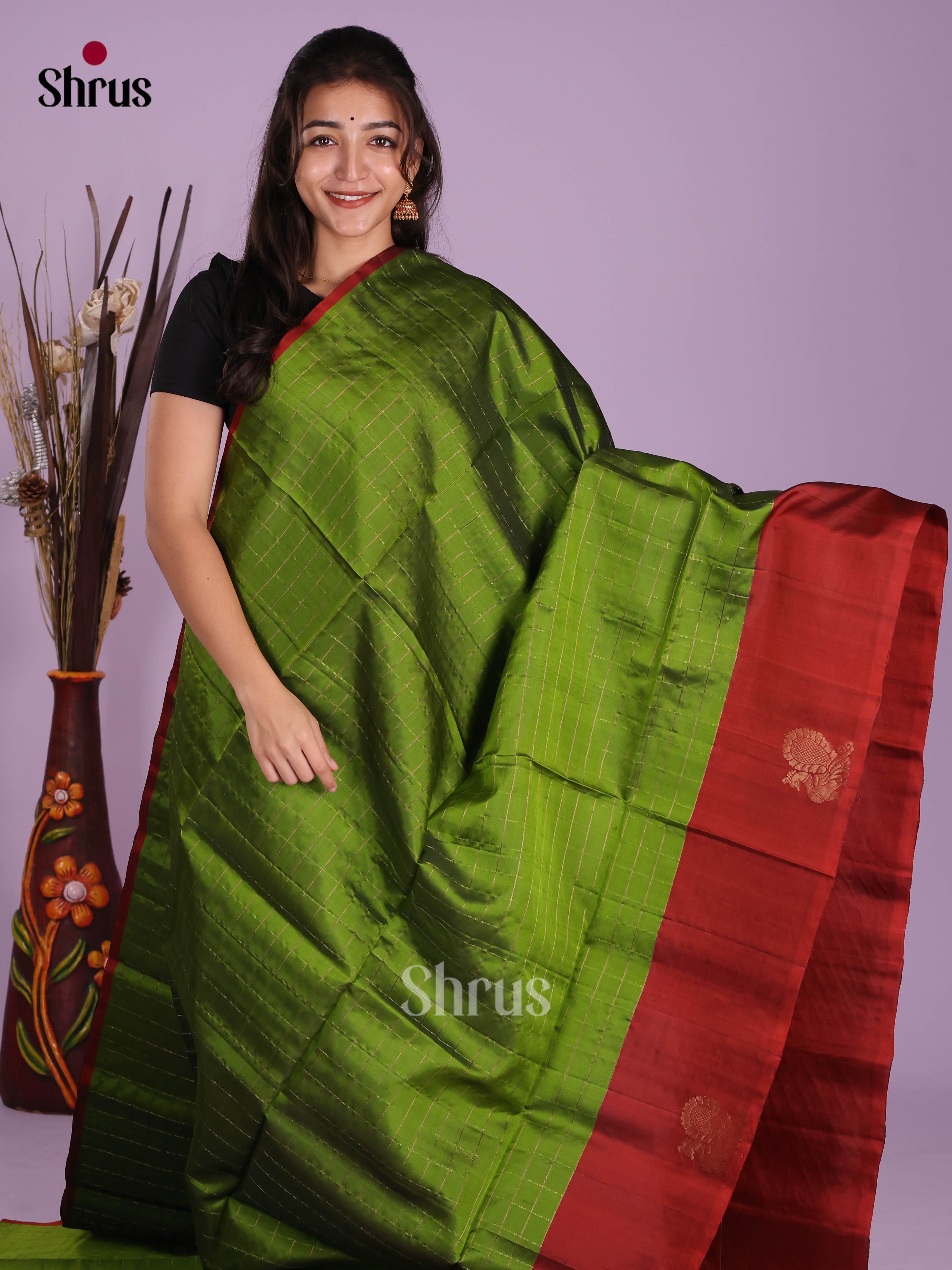 Green & Red - Softsilk-halfpure Saree