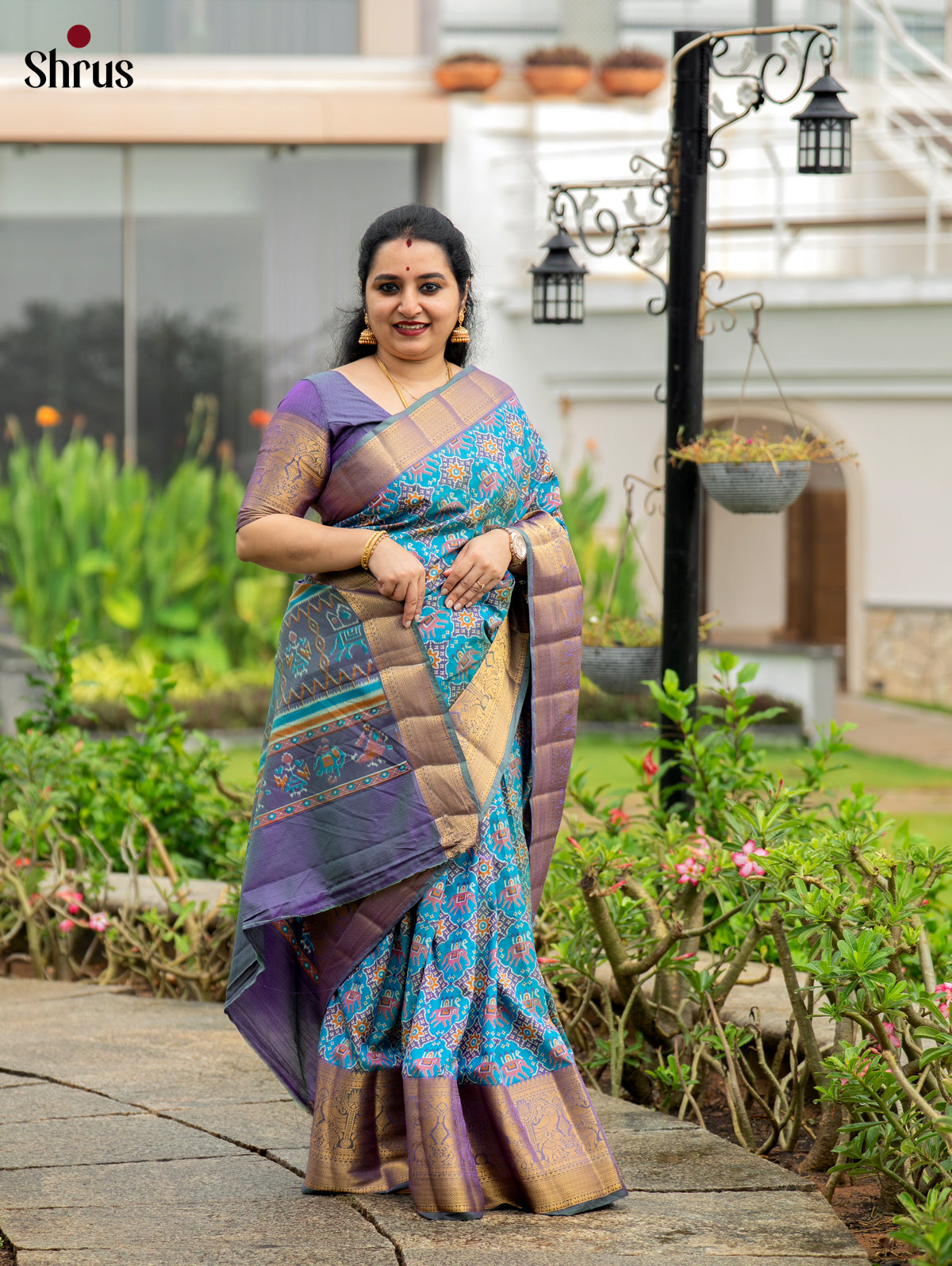 DKS11108 - Semi Patola Saree