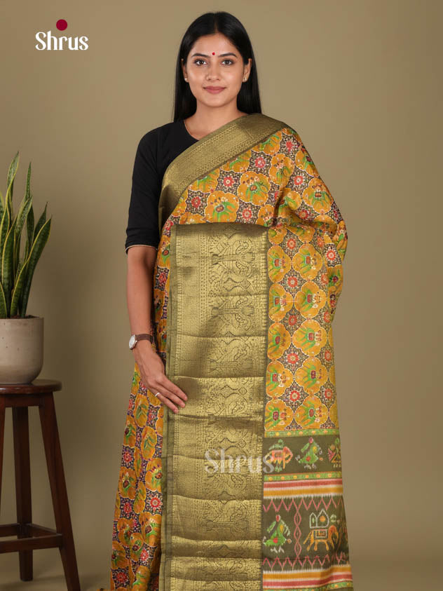 DKS11109 - Semi Patola Saree