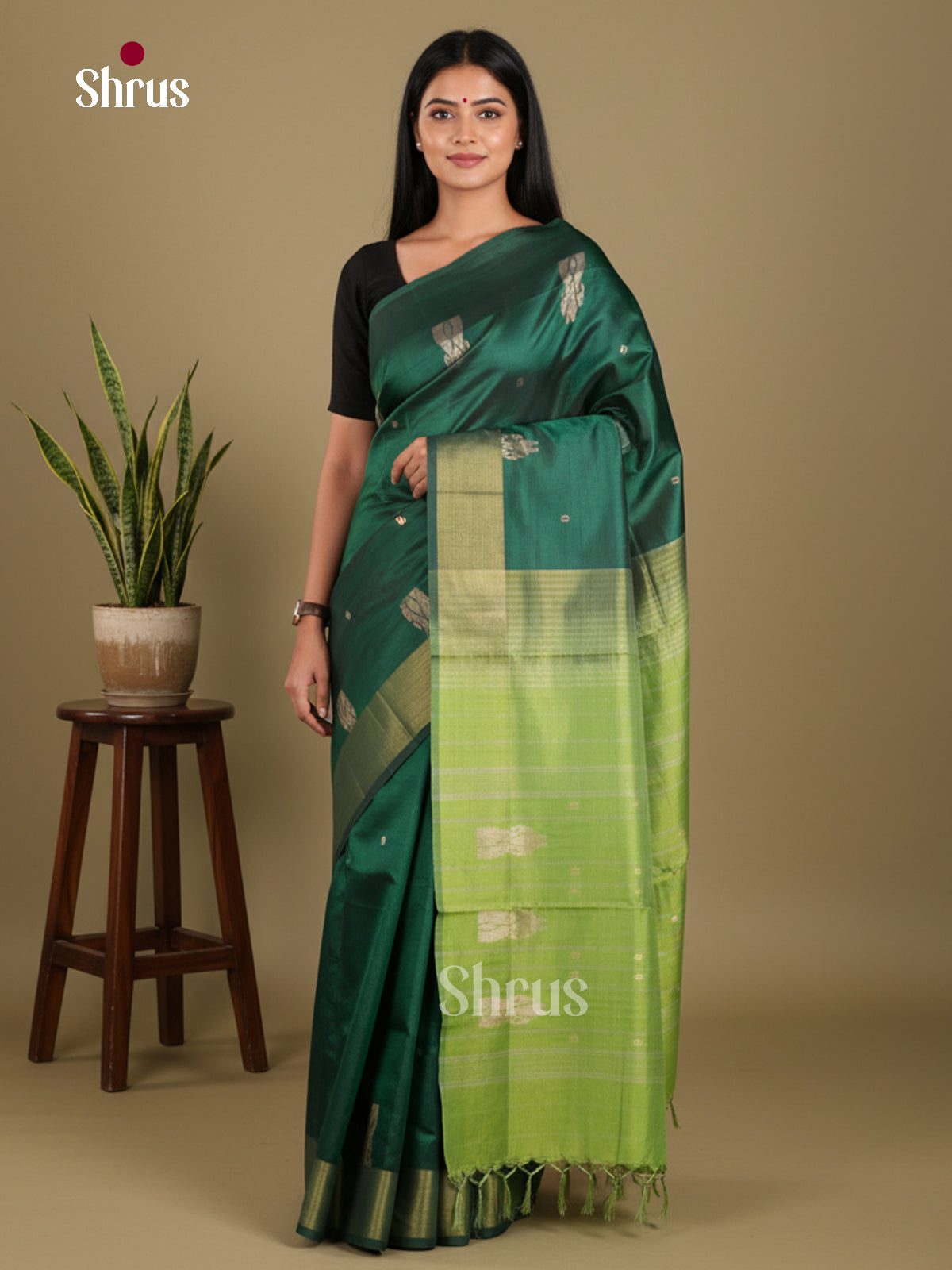 Green & Light Green - Banana Pith without blouse Saree