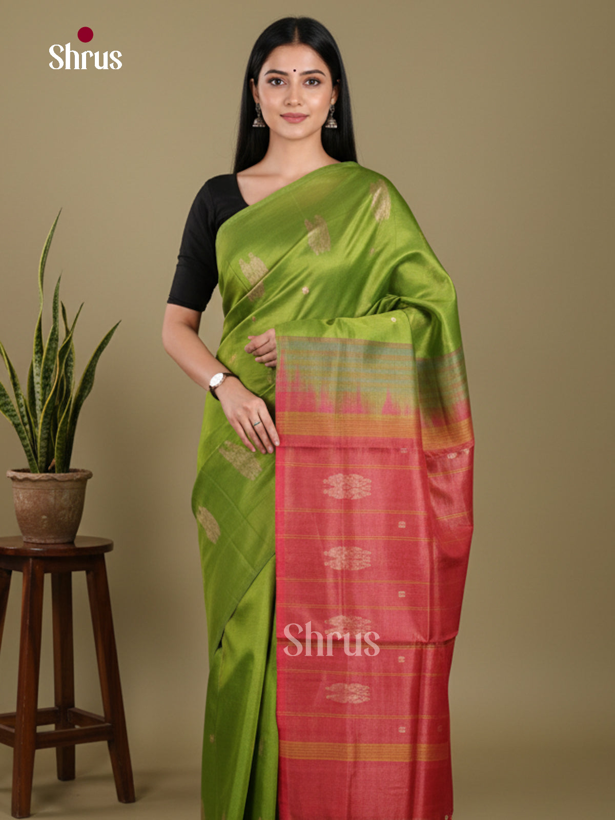 Green & Red - Banana Pith without blouse Saree