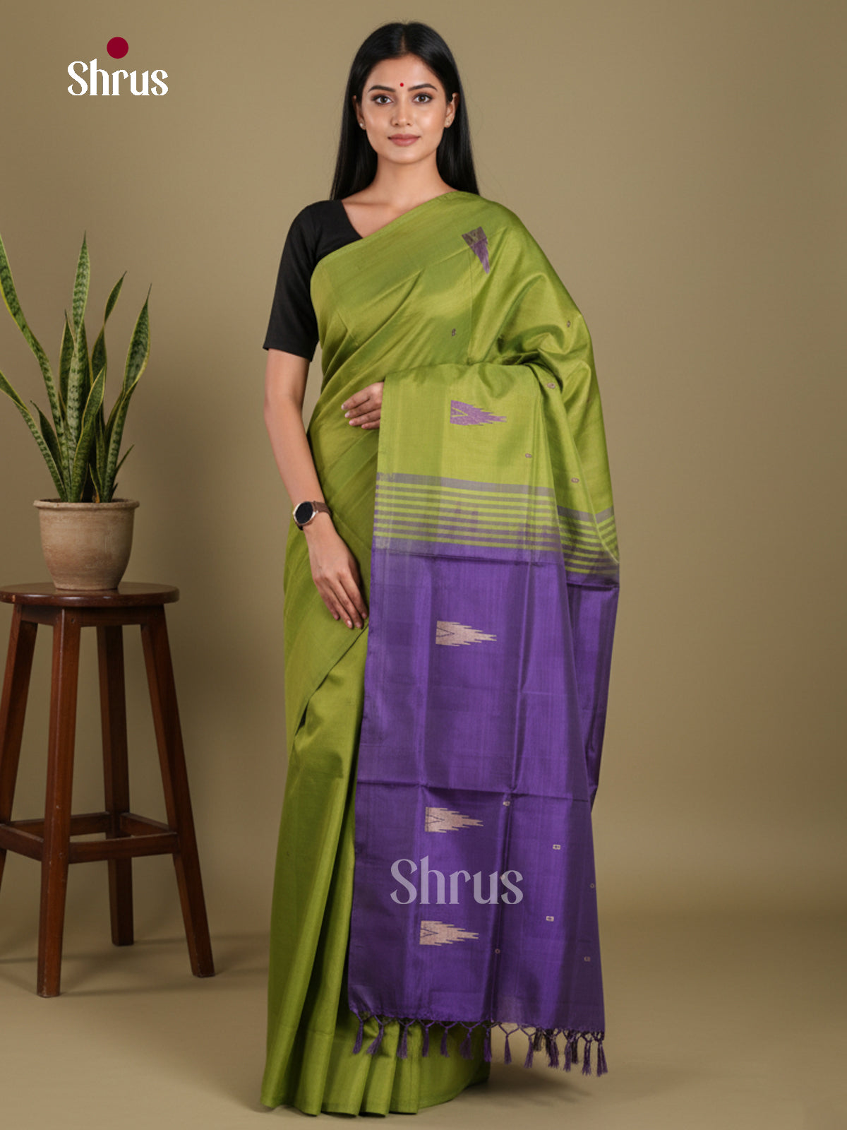 Green & Violet - Banana Pith without blouse Saree