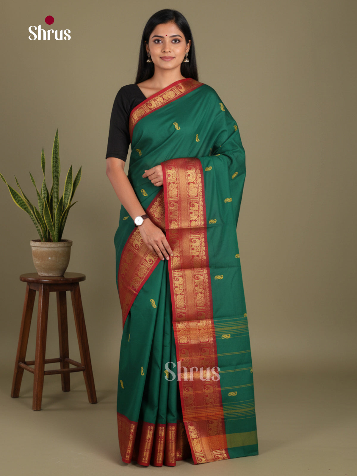 Green & Red - Chettinad Mix Cotton-Without Blouse Saree