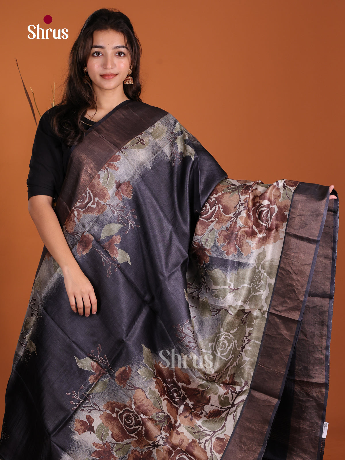 DKS15001 - Printed Tussar Saree - Shop on Shrus.com