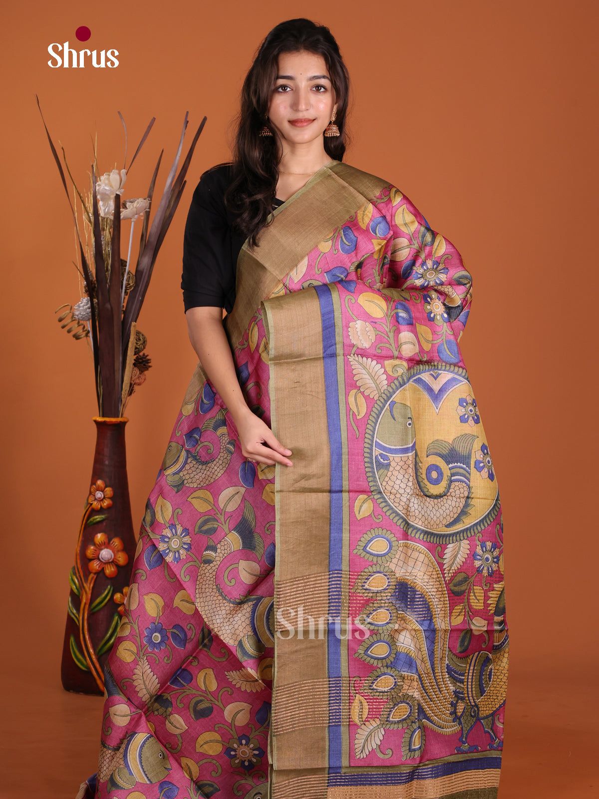 DKS15004 - Printed Tussar Saree - Shop on Shrus.com