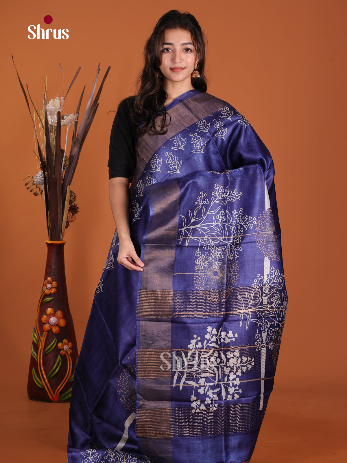 DKS15007 - Printed Tussar Saree - Shop on Shrus.com