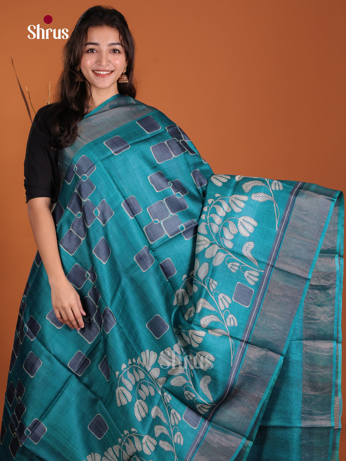 DKS15010 - Printed Tussar Saree