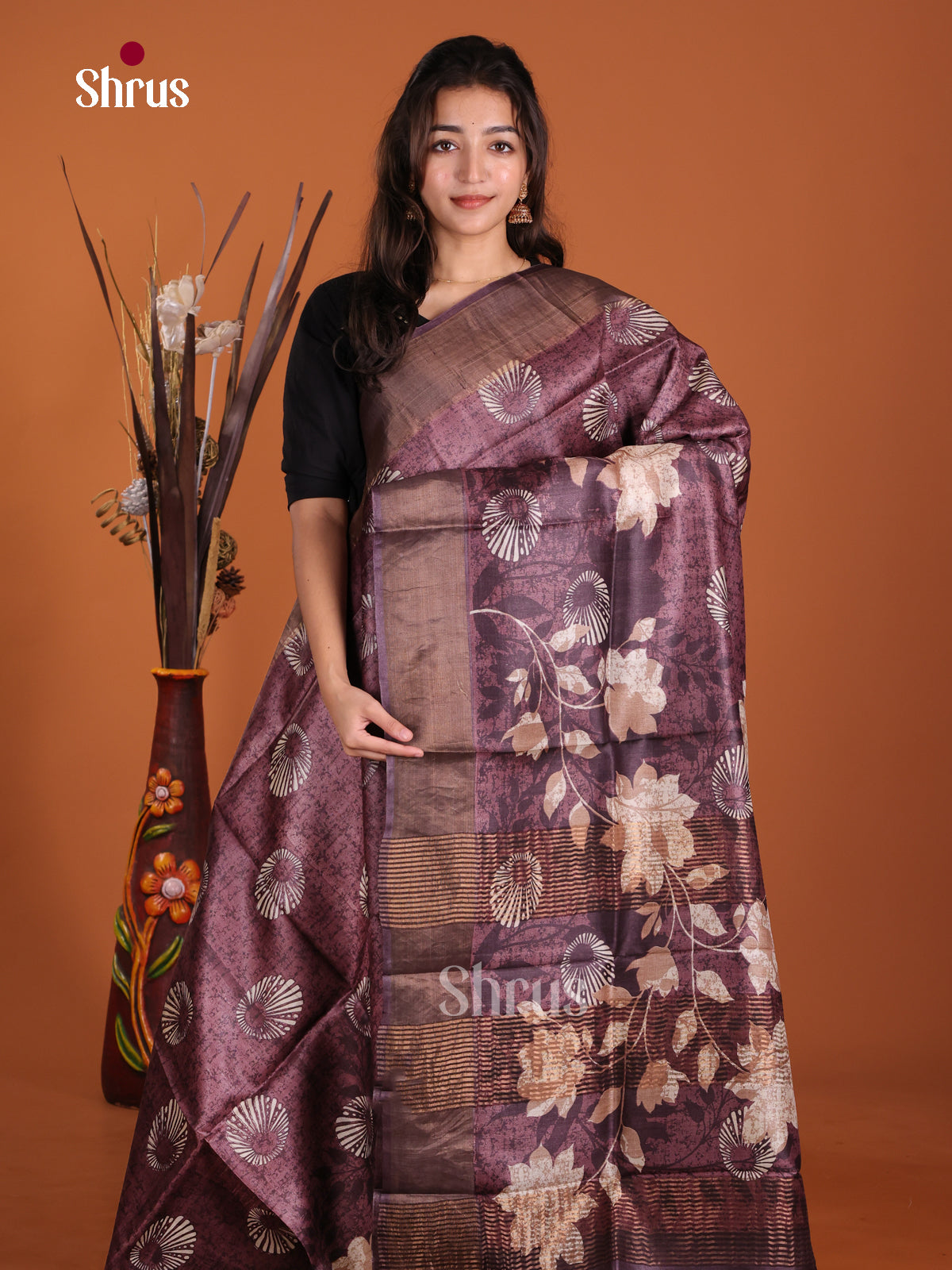 DKS15014 - Printed Tussar Saree - Shop on Shrus.com