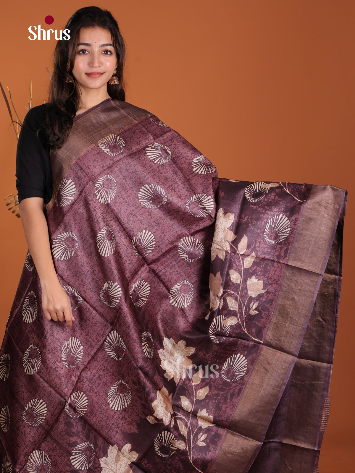 DKS15014 - Printed Tussar Saree - Shop on Shrus.com