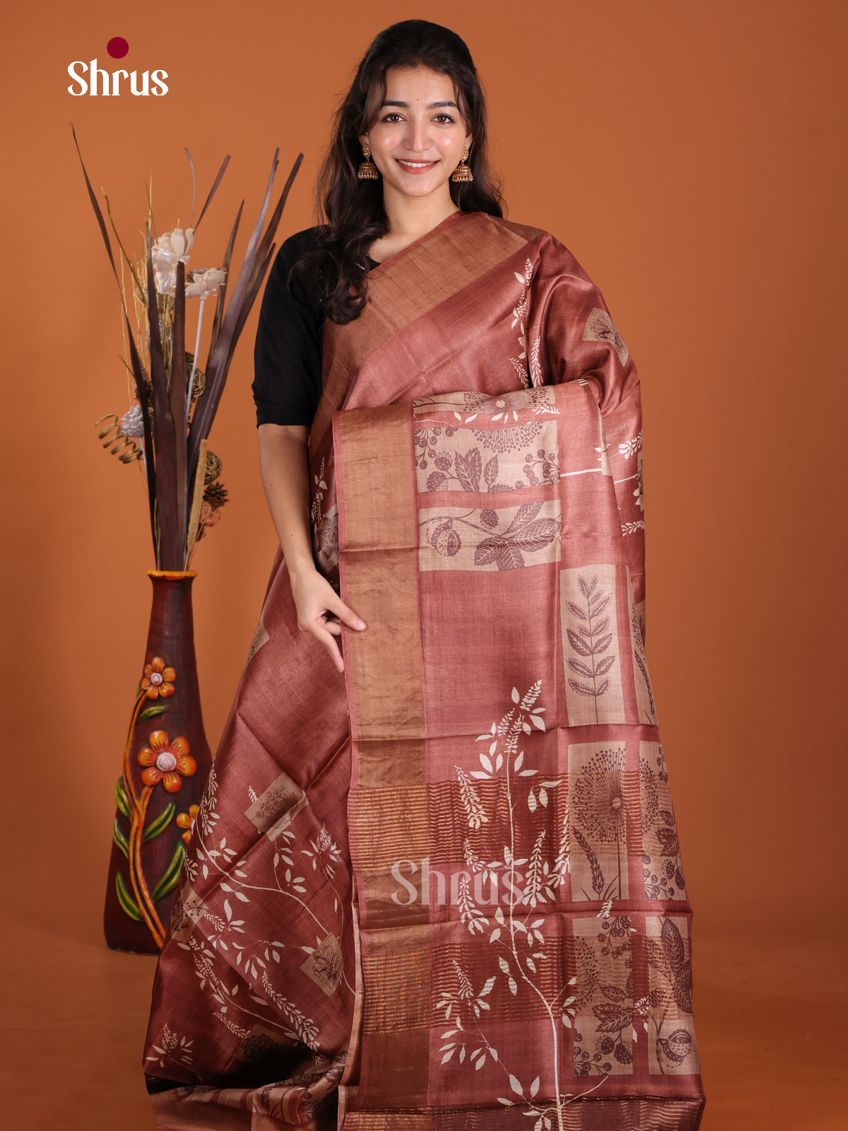 DKS15021 - Printed Tussar Saree - Shop on Shrus.com