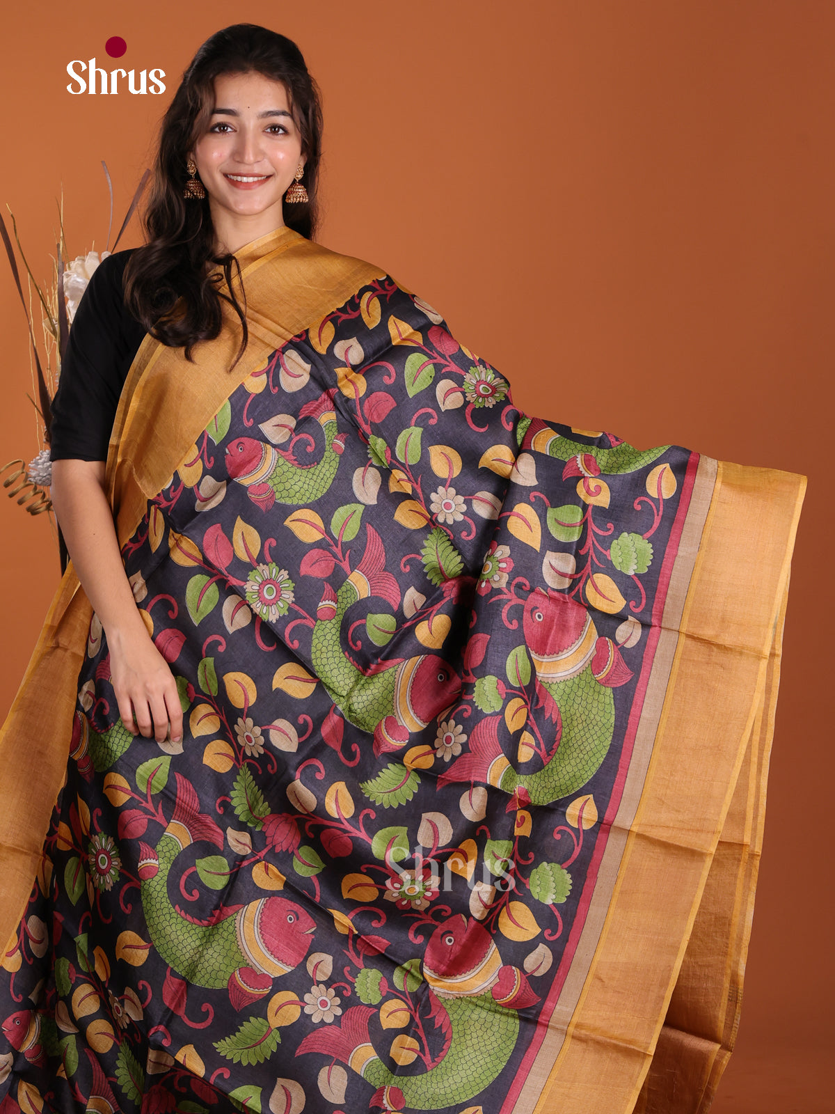DKS15024 - Printed Tussar Saree - Shop on Shrus.com
