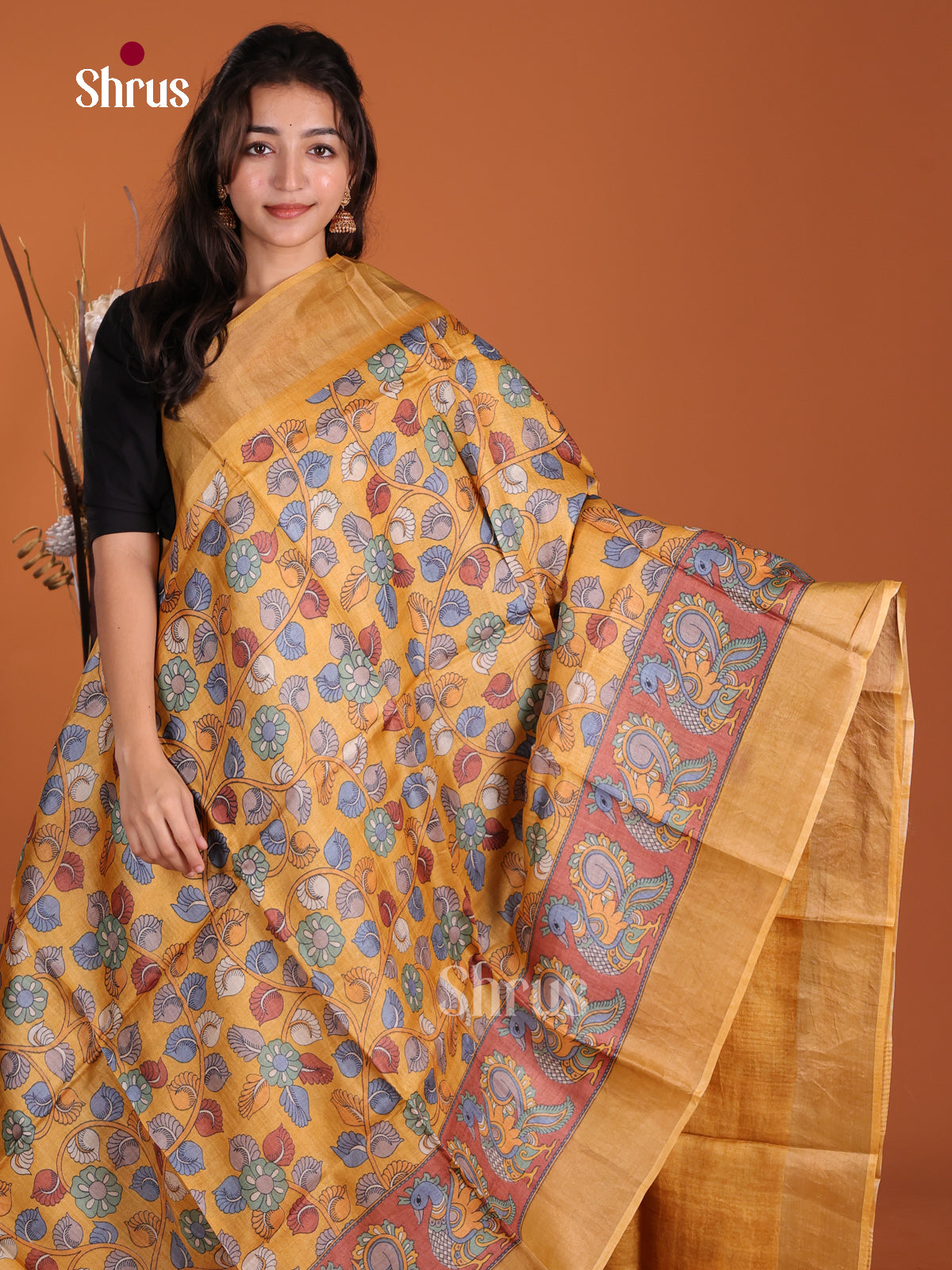 DKS15031 - Printed Tussar Saree - Shop on Shrus.com