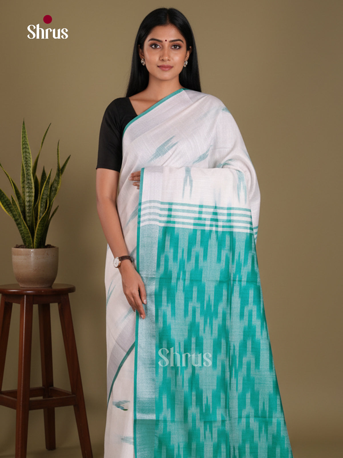 DKS17028 - Semi Ikkat Saree