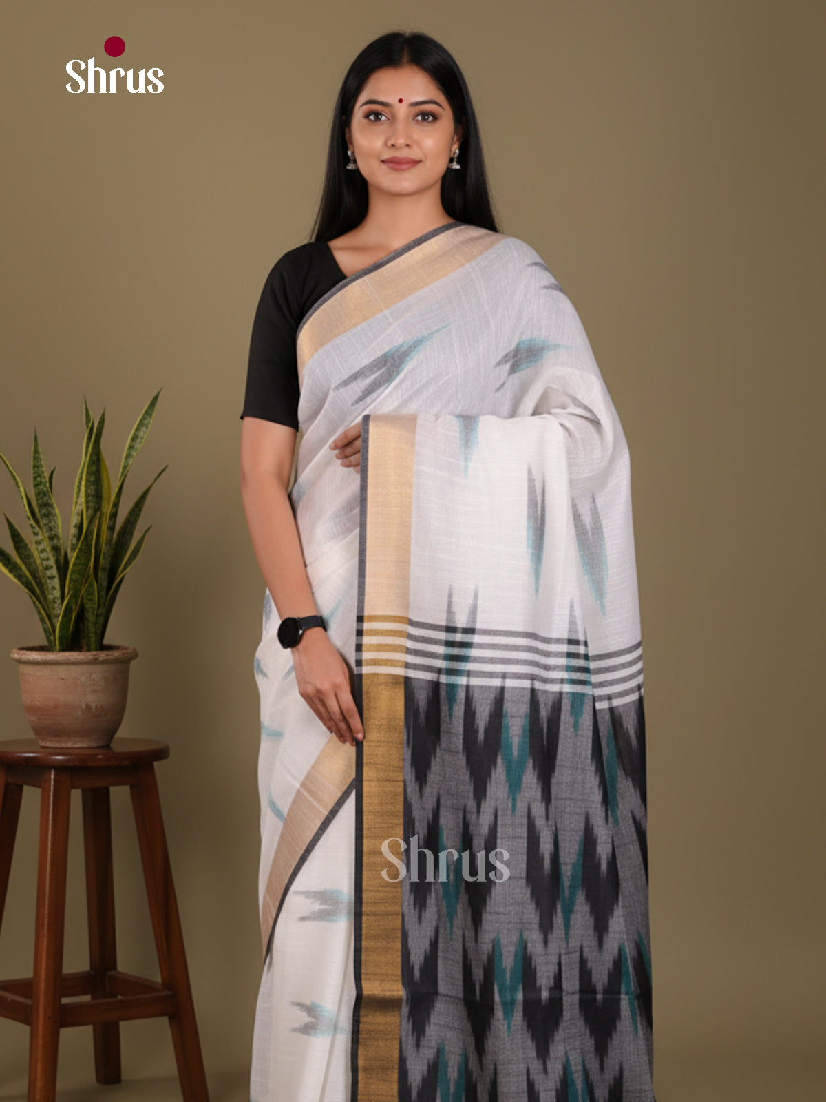 DKS17057 - Semi Ikkat Saree