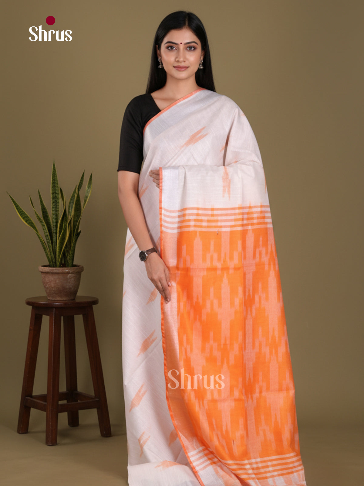 DKS17099 - Semi Ikkat Saree