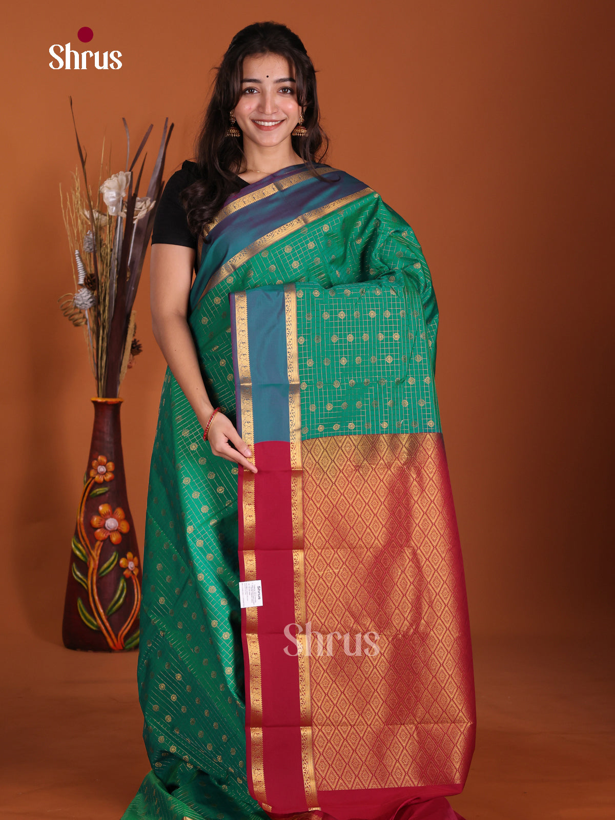 DKS17129 - Semi Kanchipuram Saree