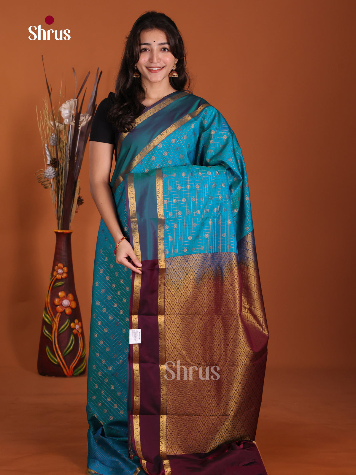 DKS17134 - Semi Kanchipuram Saree