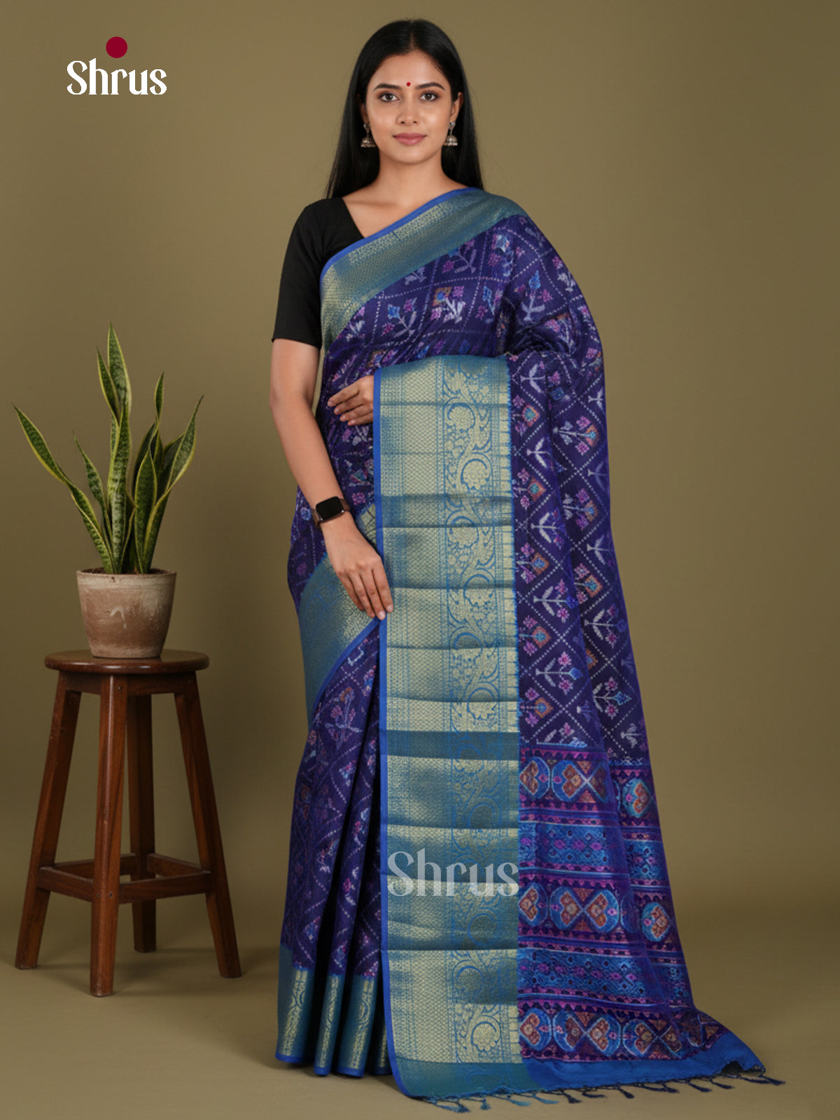DKS21002 - Semi Patola Saree