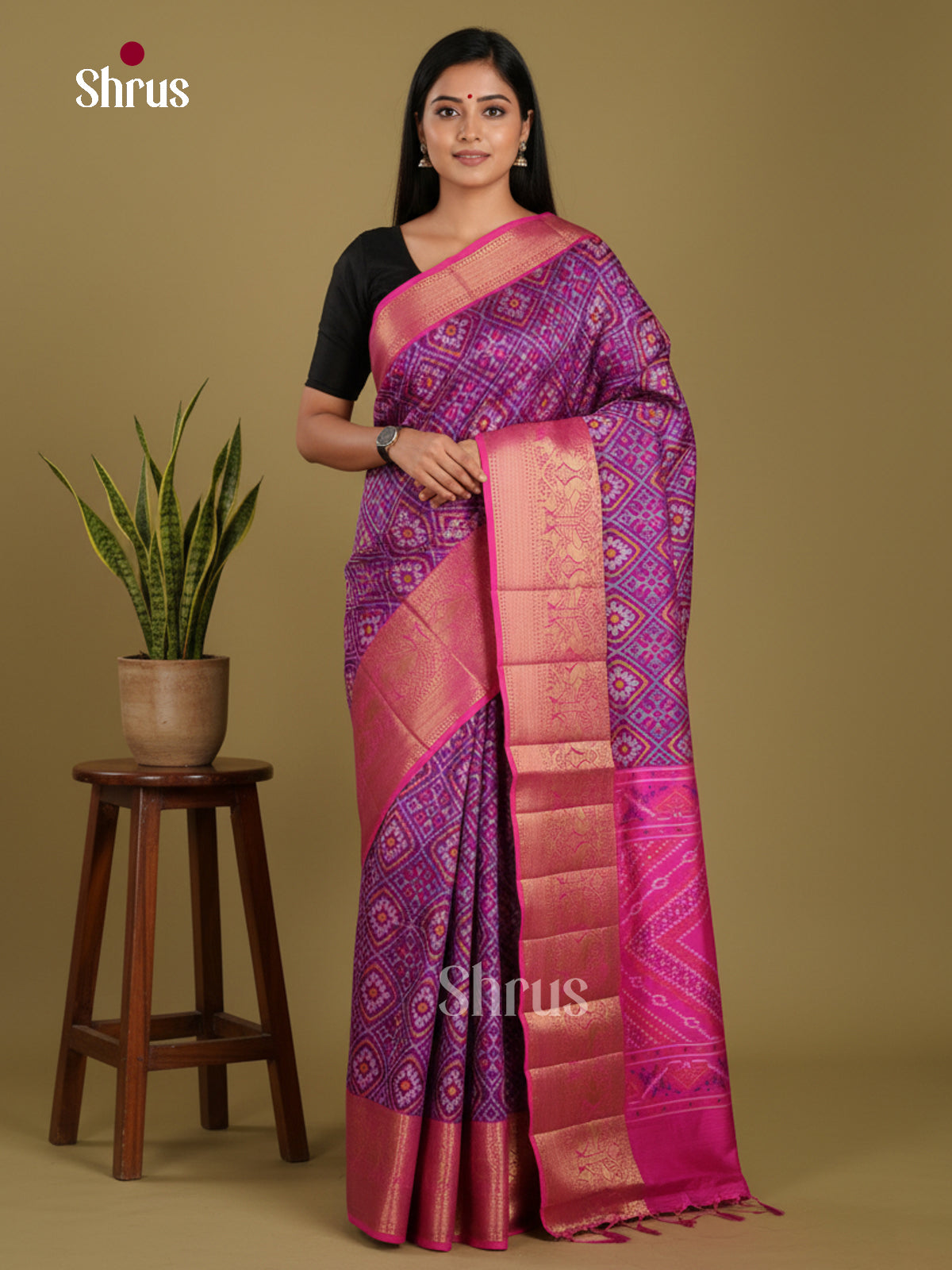 DKS21025 - Semi Patola Saree