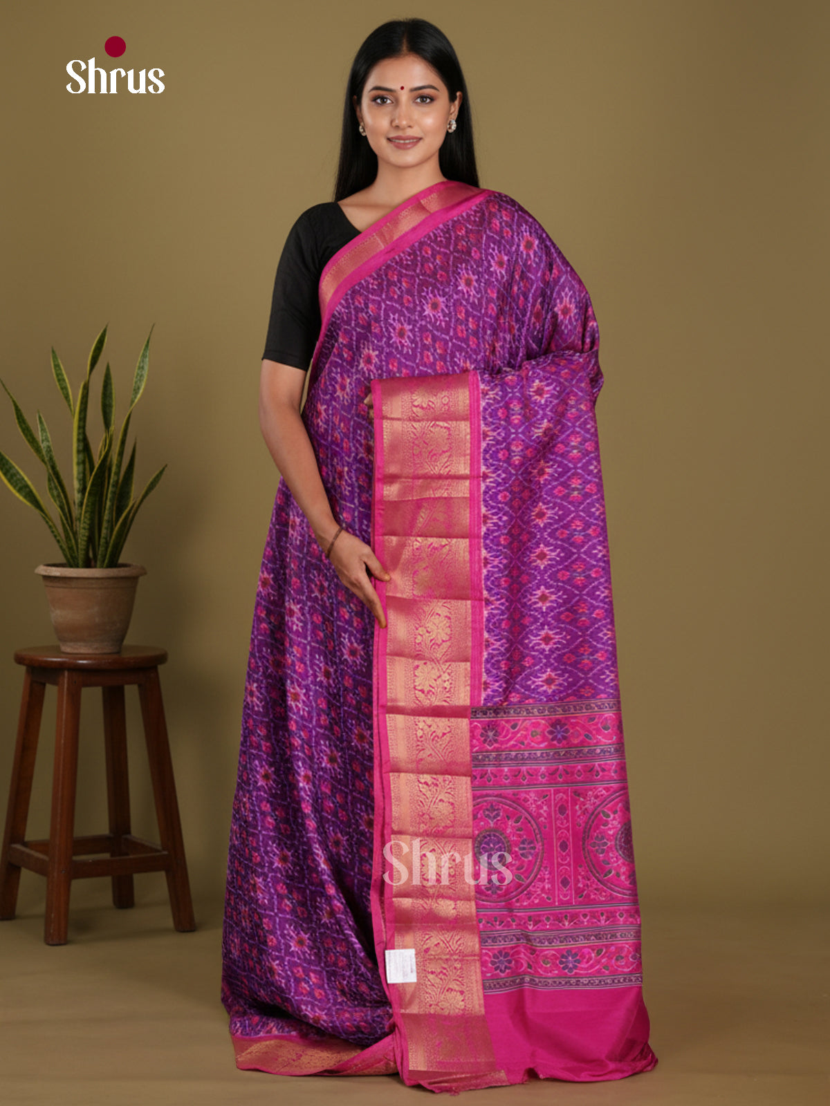DKS21031 - Semi Patola Saree
