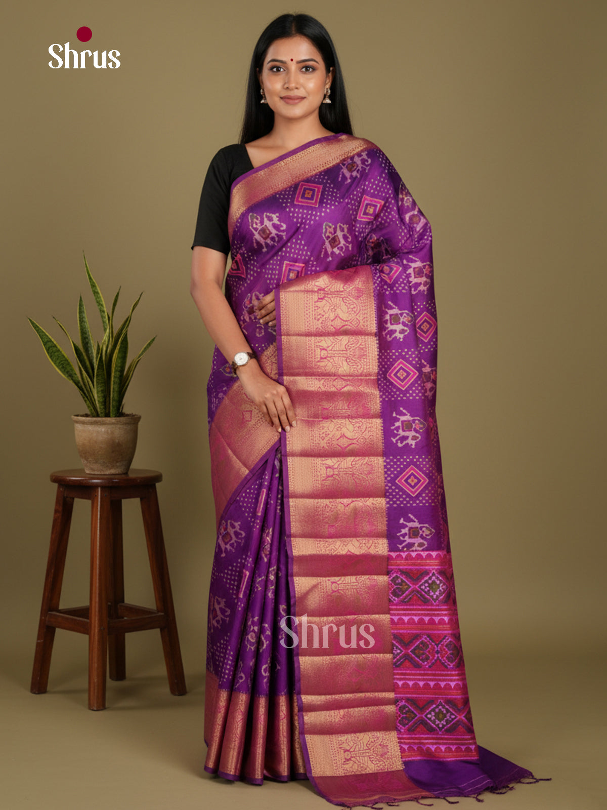 DKS21032 - Semi Patola Saree