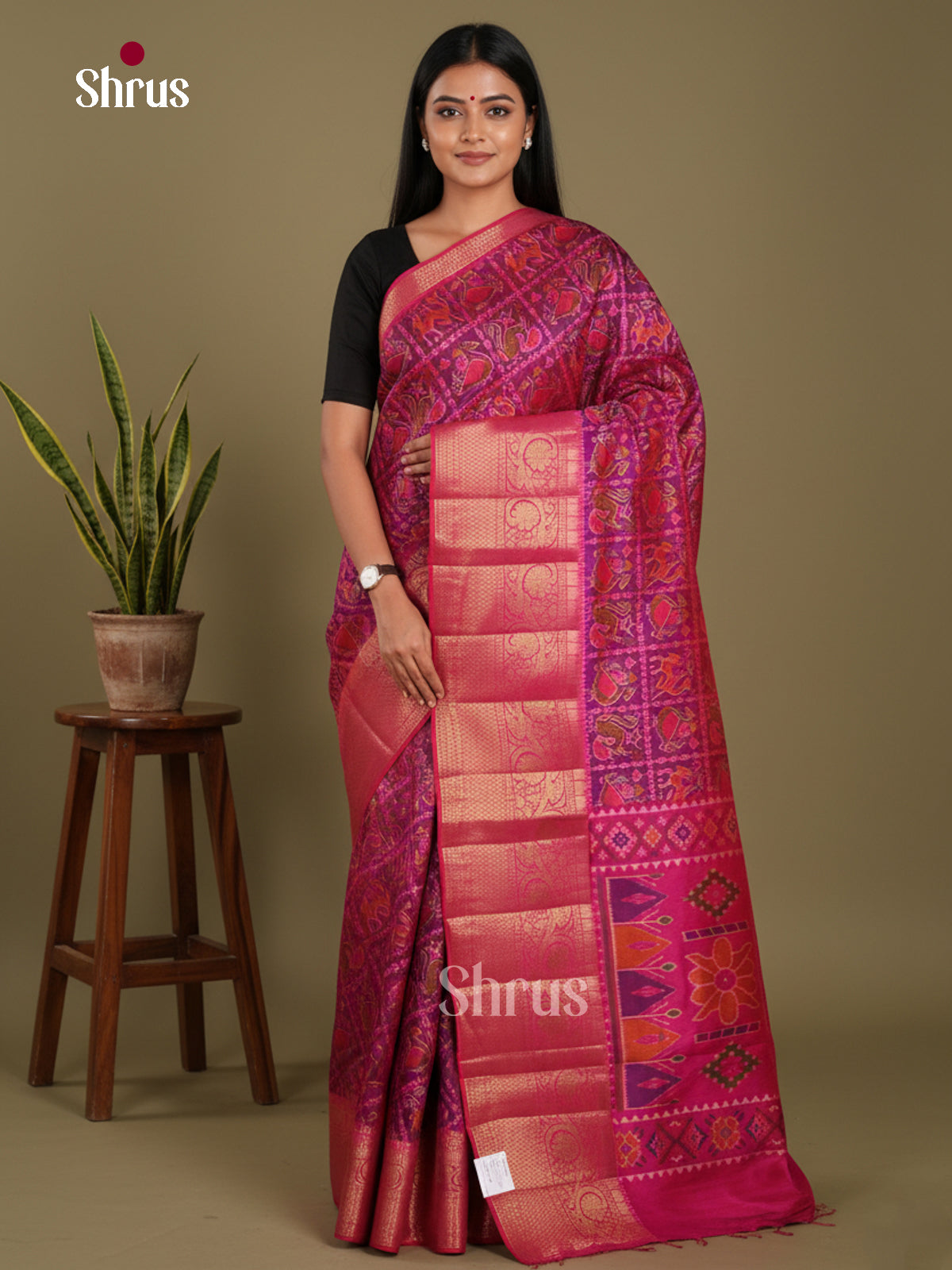 DKS21045 - Semi Patola Saree