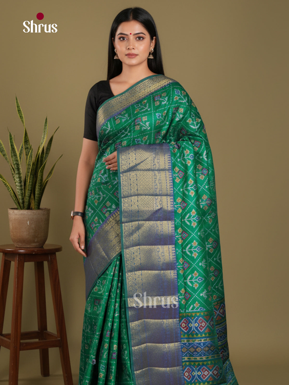 DKS21063 - Semi Patola Saree